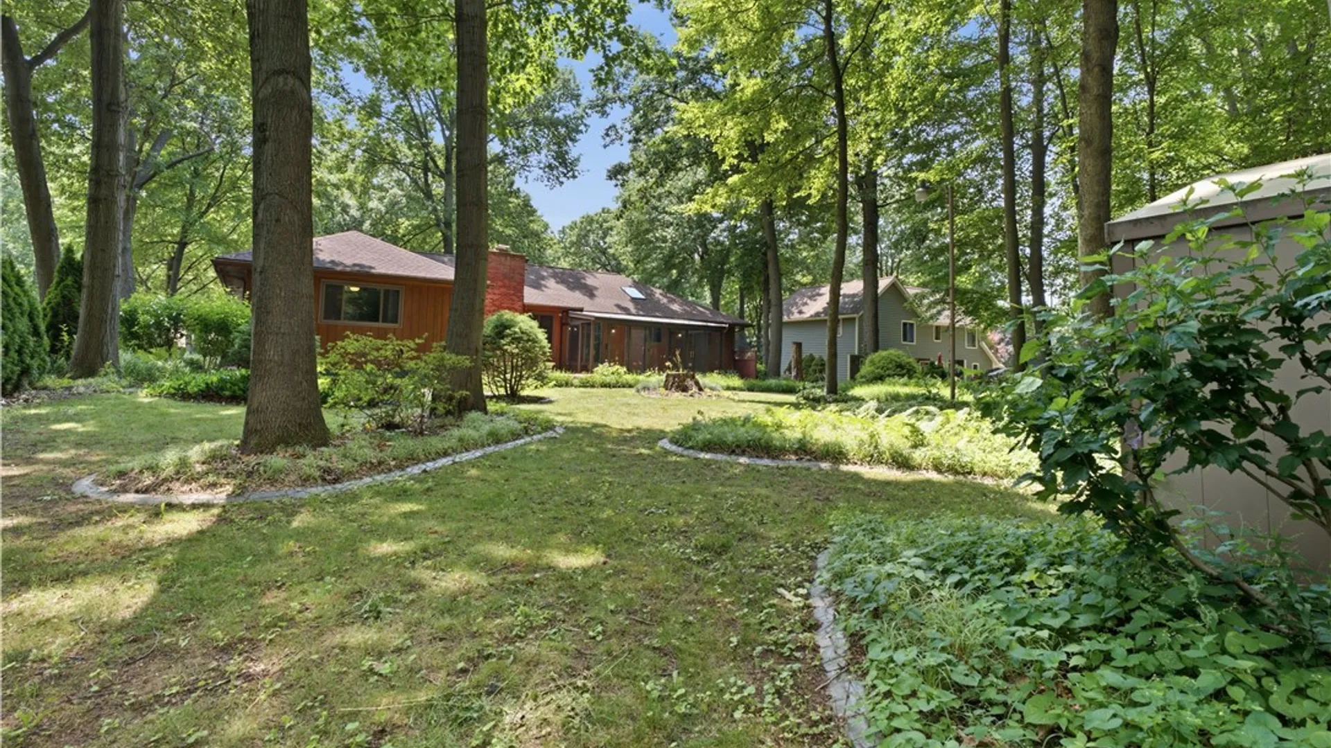 Property at 10 Woodbriar Lane, Chili, NY 14624 46