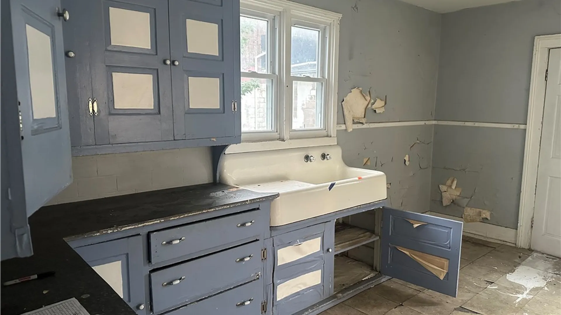 Property at 77 E 5th Street, Oswego, NY 13126 5