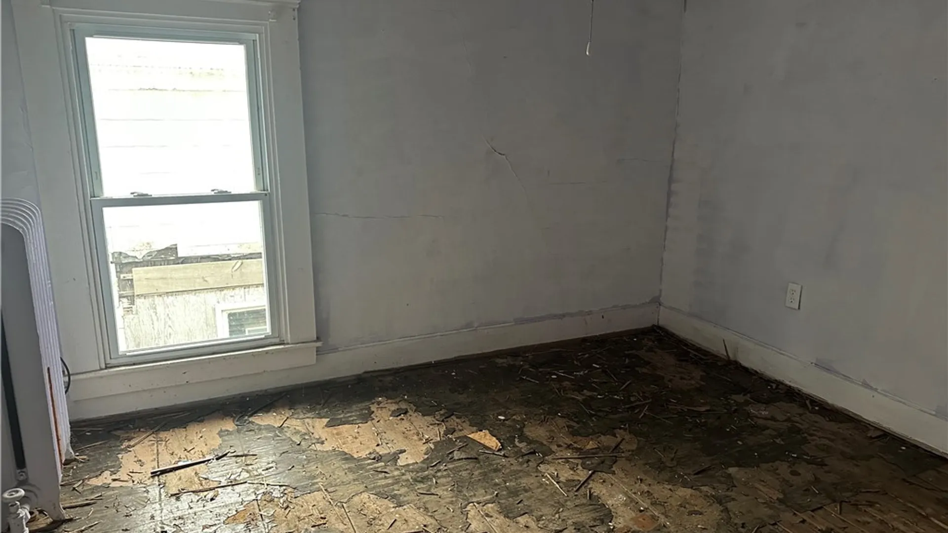 Property at 77 E 5th Street, Oswego, NY 13126 18