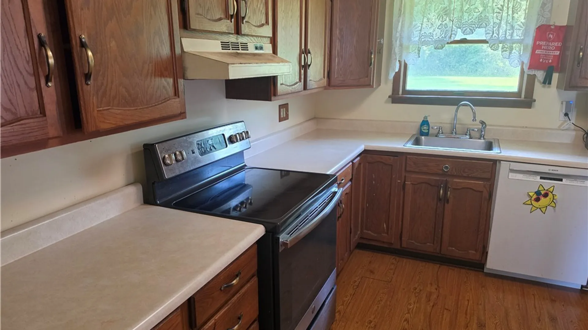 Property at 9304 Fisk Road, Royalton, NY 14001 6