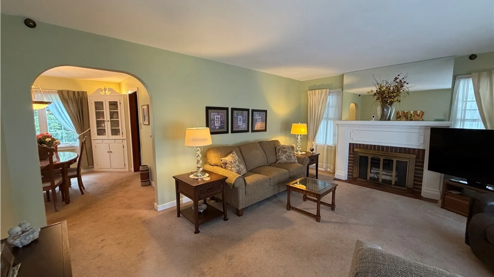 Property at 117 Fay Park Drive, Clay, NY 13212 4