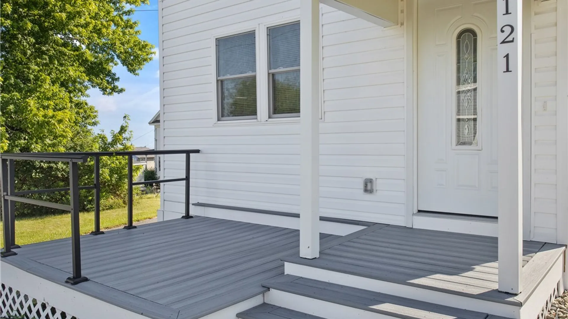 Property at 121 W 9th Street, Oswego, NY 13126 6