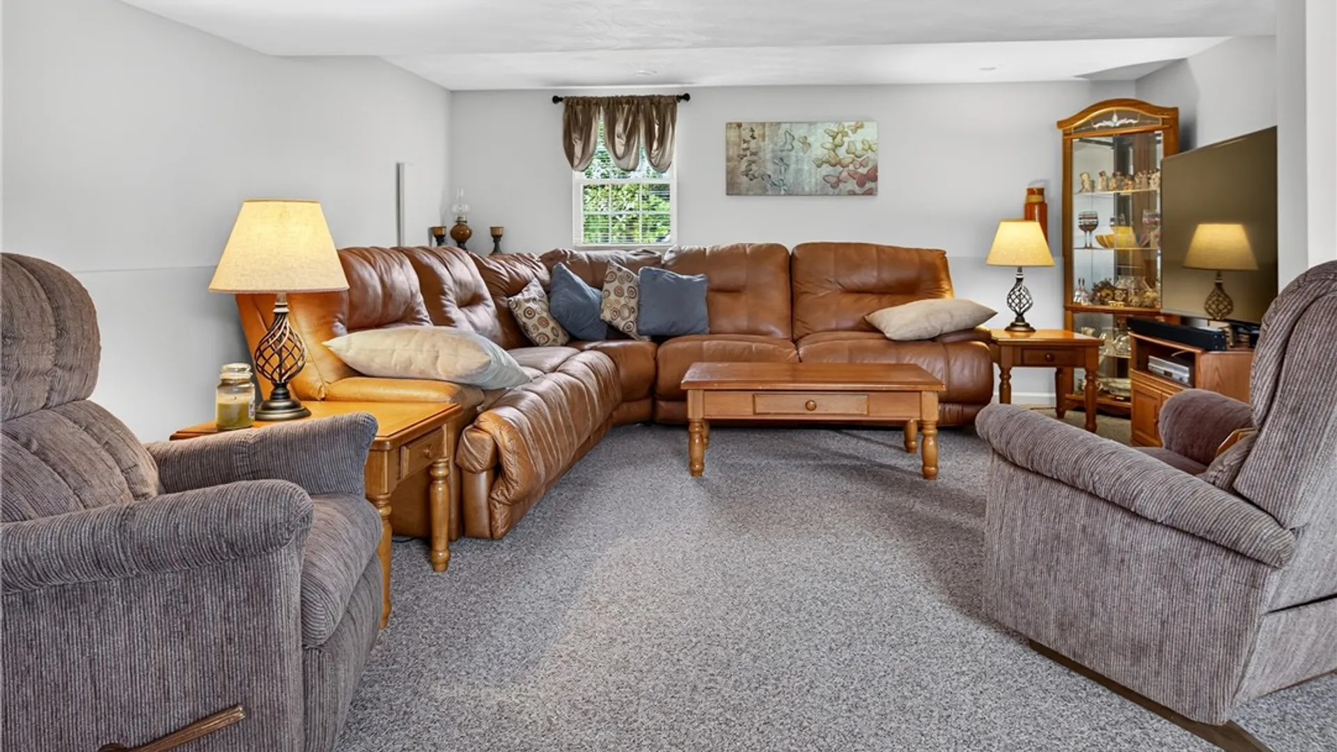 Property at 13 Baylor Circle, Chili, NY 14624 23