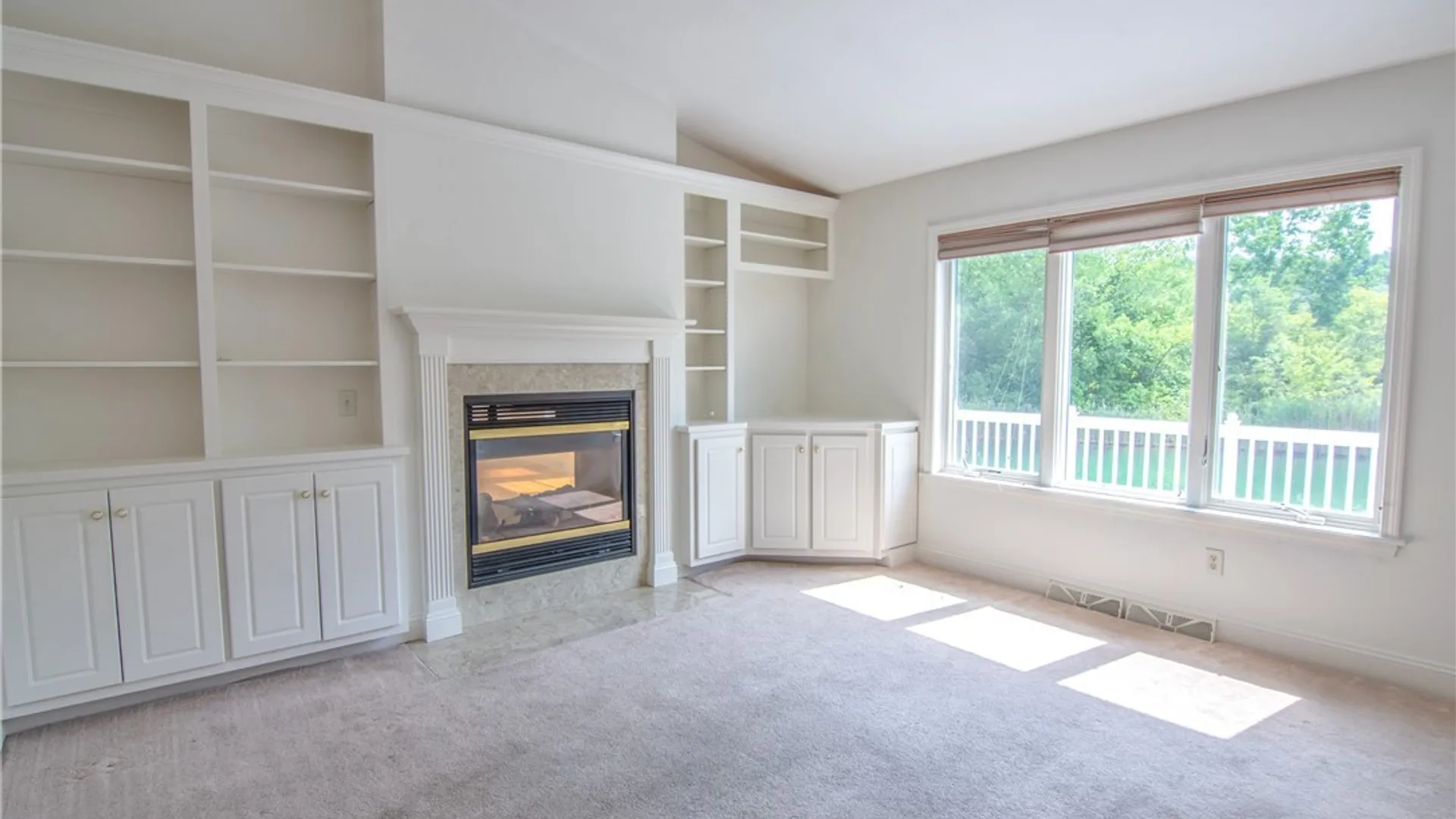 Property at 254 Oarlock Circle, Manlius, NY 13057 18