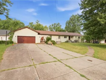 Property at 400 Ayer Road, Amherst, NY 14221