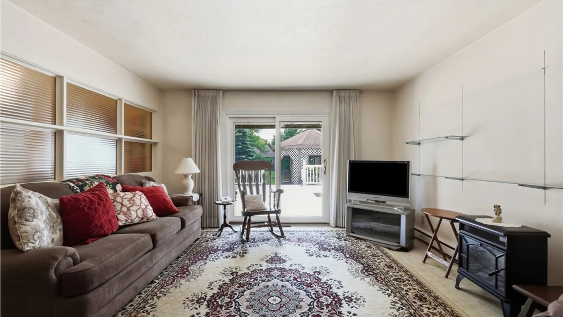 Property at 246 East Avenue, Batavia City, NY 14020 7