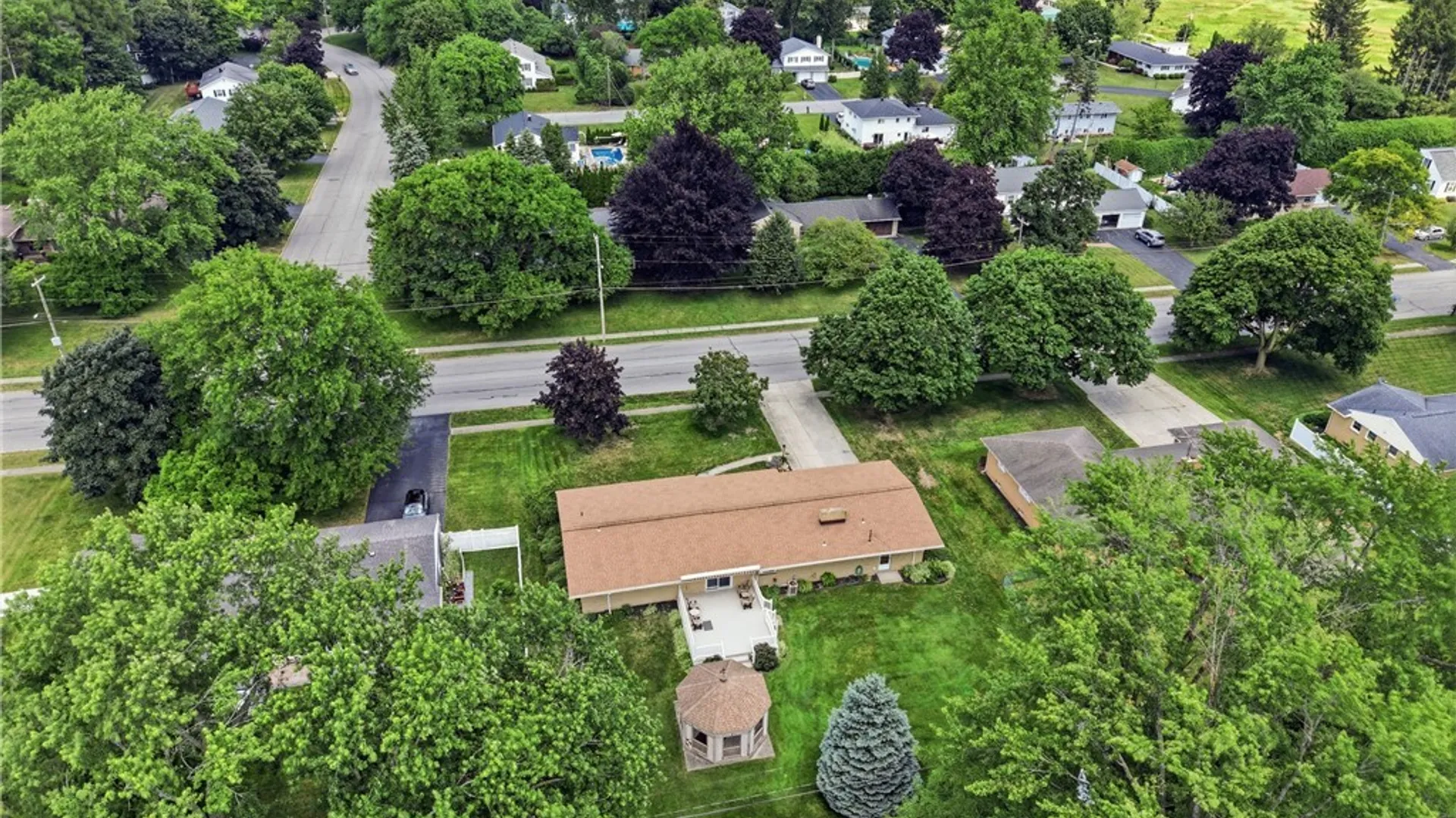 Property at 246 East Avenue, Batavia City, NY 14020 46