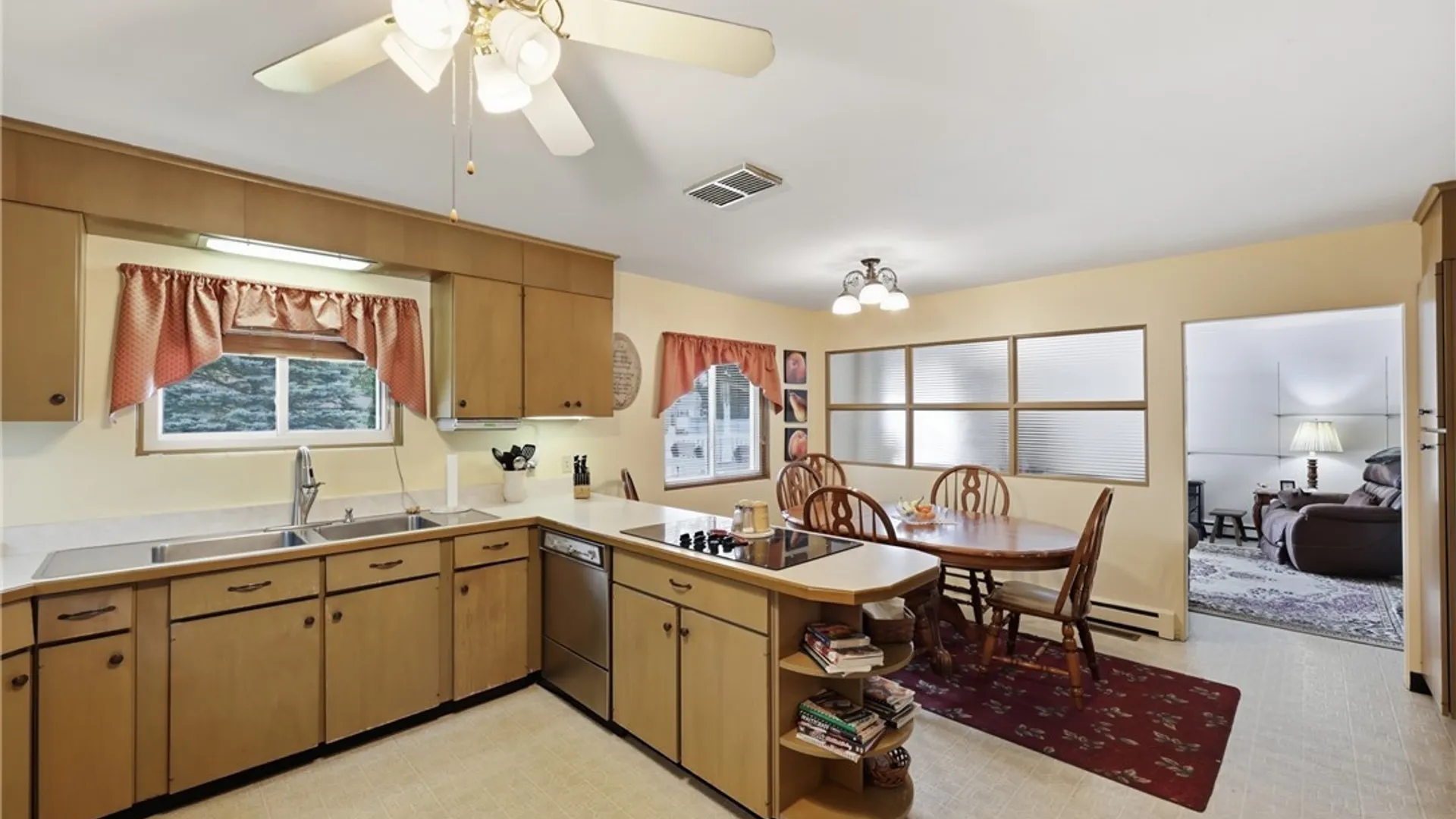 Property at 246 East Avenue, Batavia City, NY 14020 13