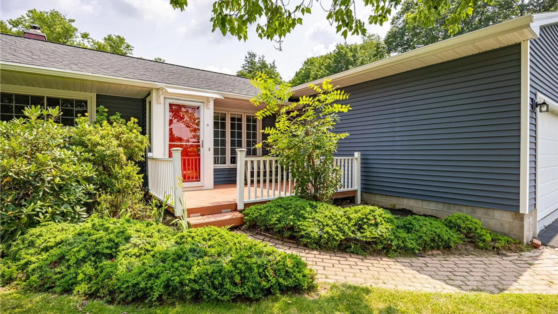 Property at 52 Oak Hill Terrace, Perinton, NY 14526 2