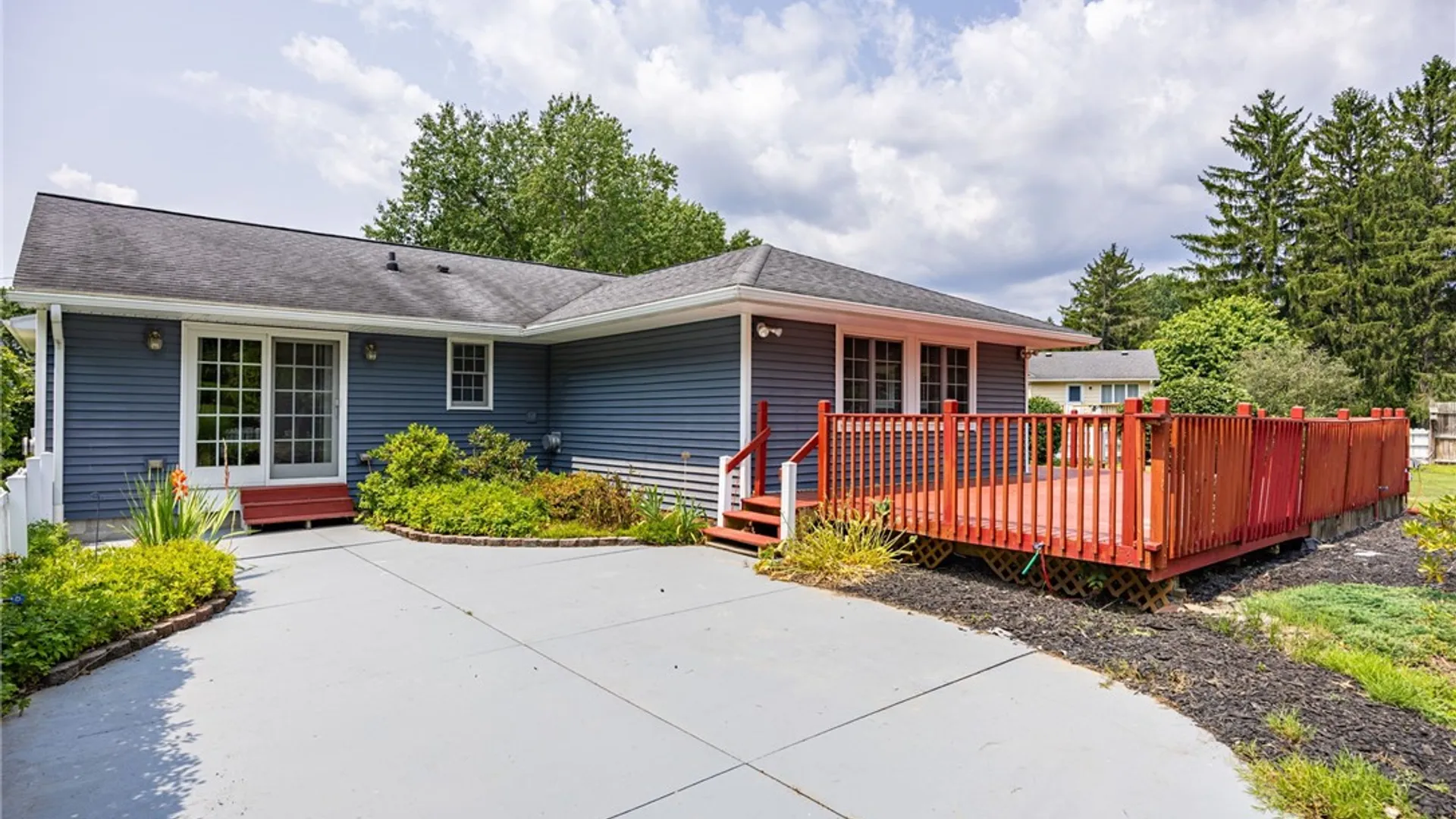 Property at 52 Oak Hill Terrace, Perinton, NY 14526 36