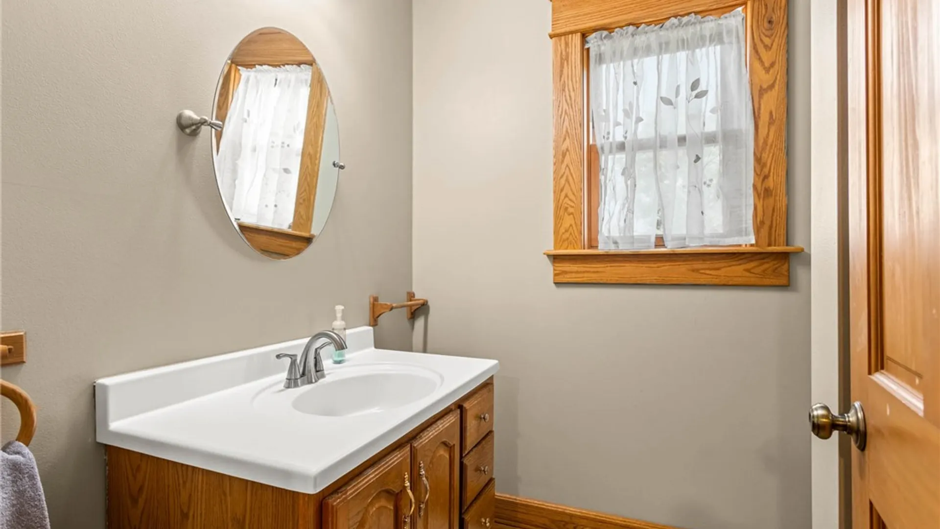 Property at 14 Lathrop Avenue, Leroy, NY 14482 22