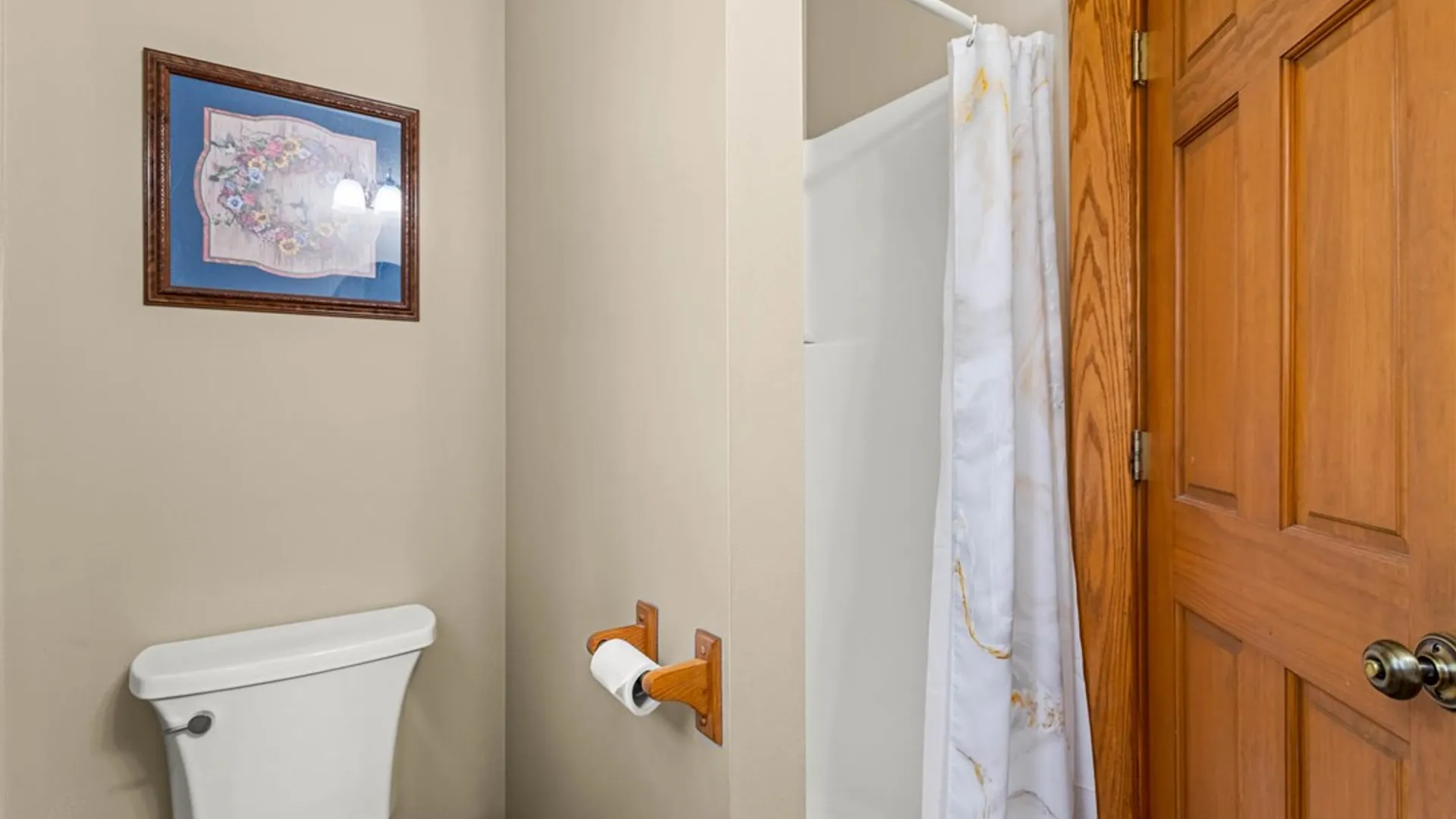 Property at 14 Lathrop Avenue, Leroy, NY 14482 23