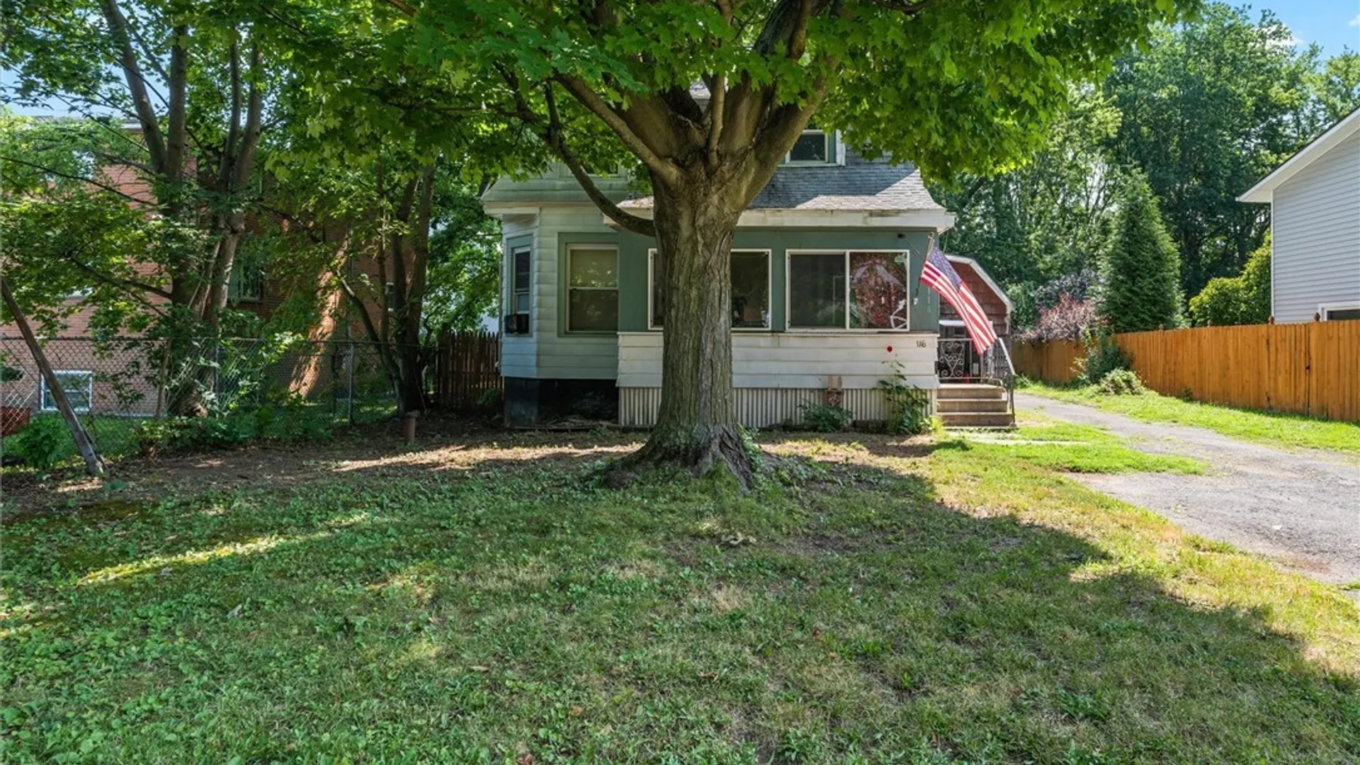 Property at 116 Reese Avenue, Cicero, NY 13212 3