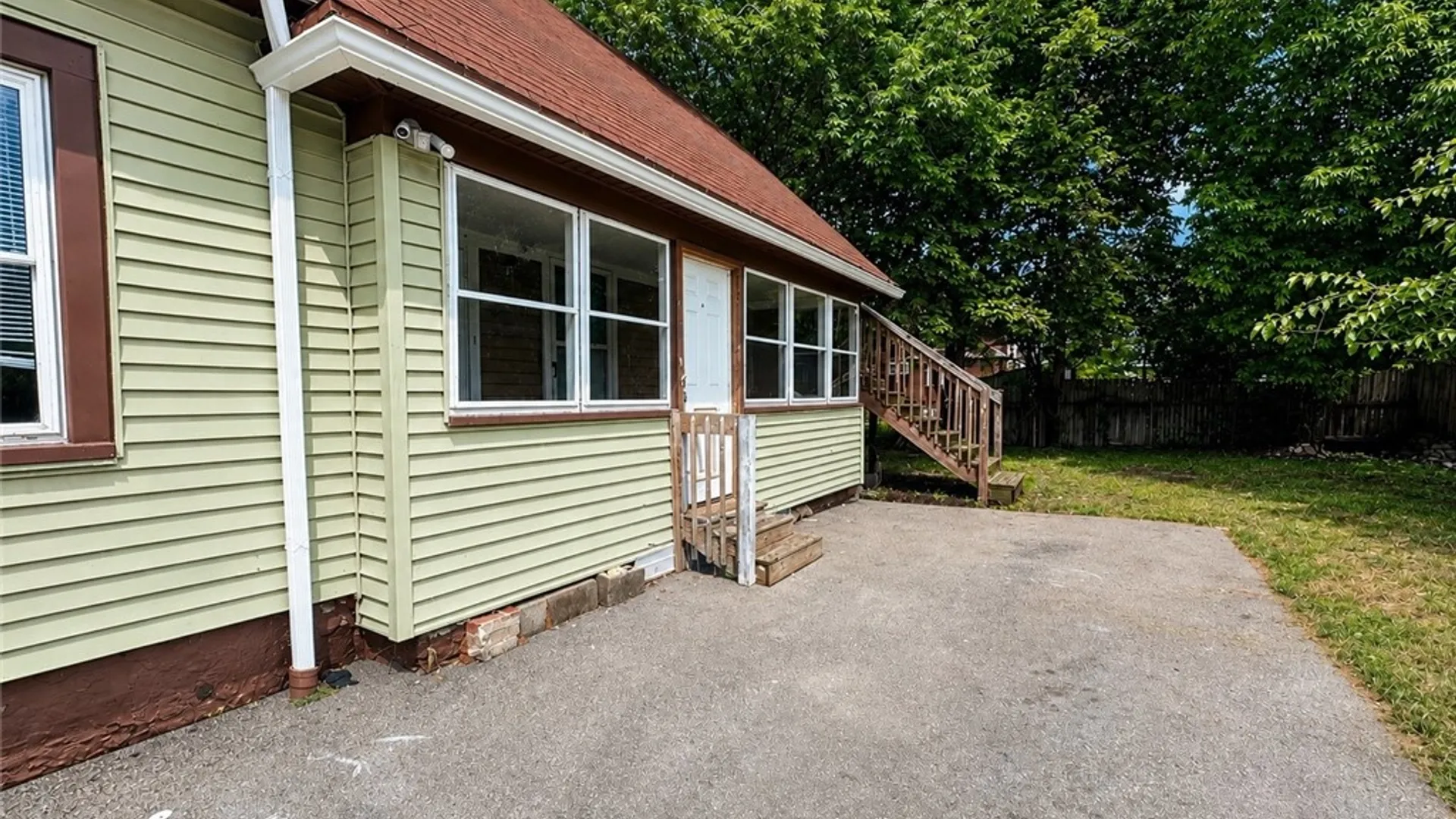 Property at 64 Murray Street, Rochester, NY 14606 4