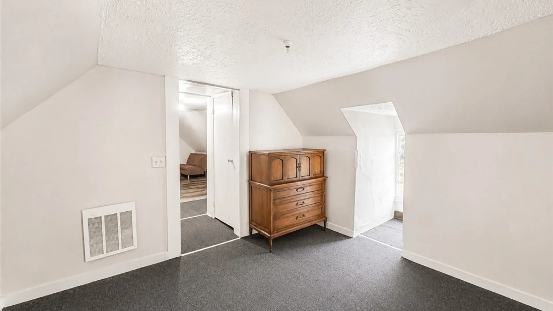 Property at 64 Murray Street, Rochester, NY 14606 27