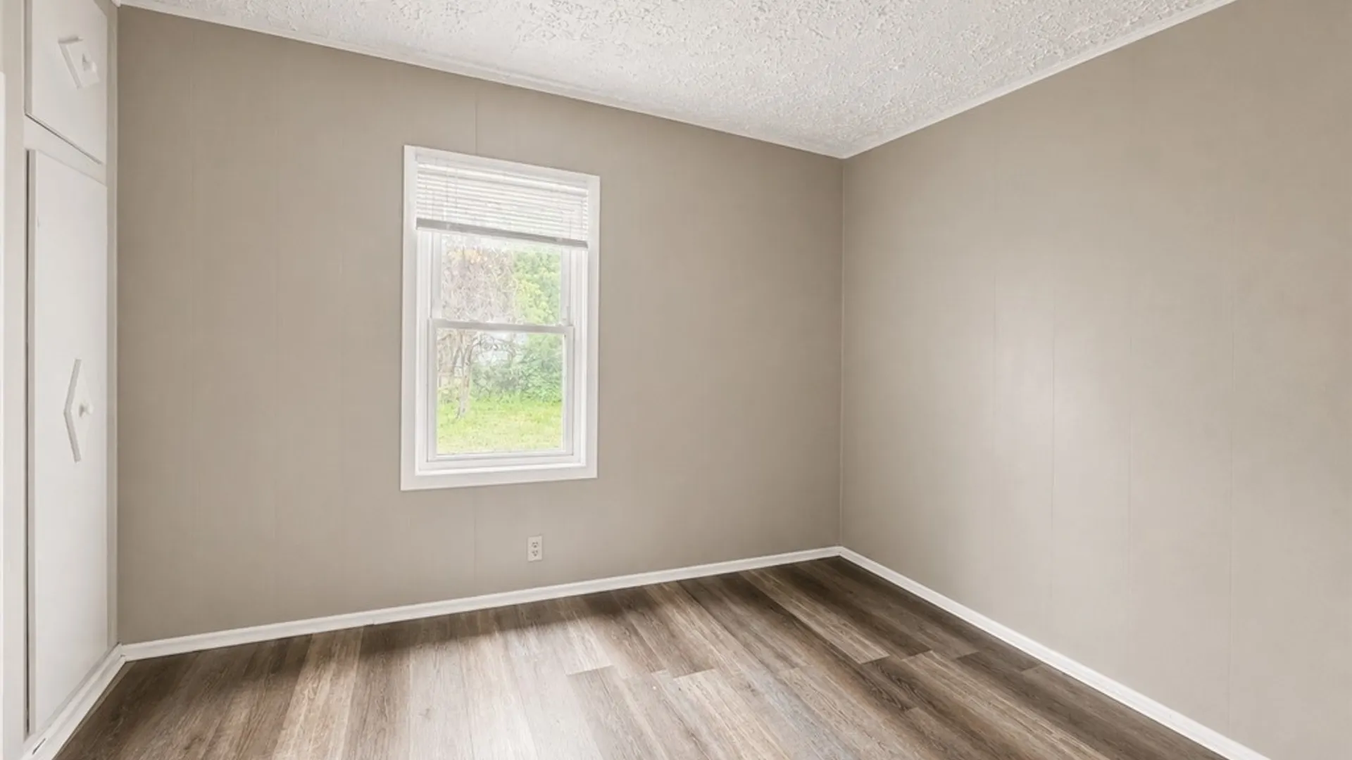 Property at 64 Murray Street, Rochester, NY 14606 15