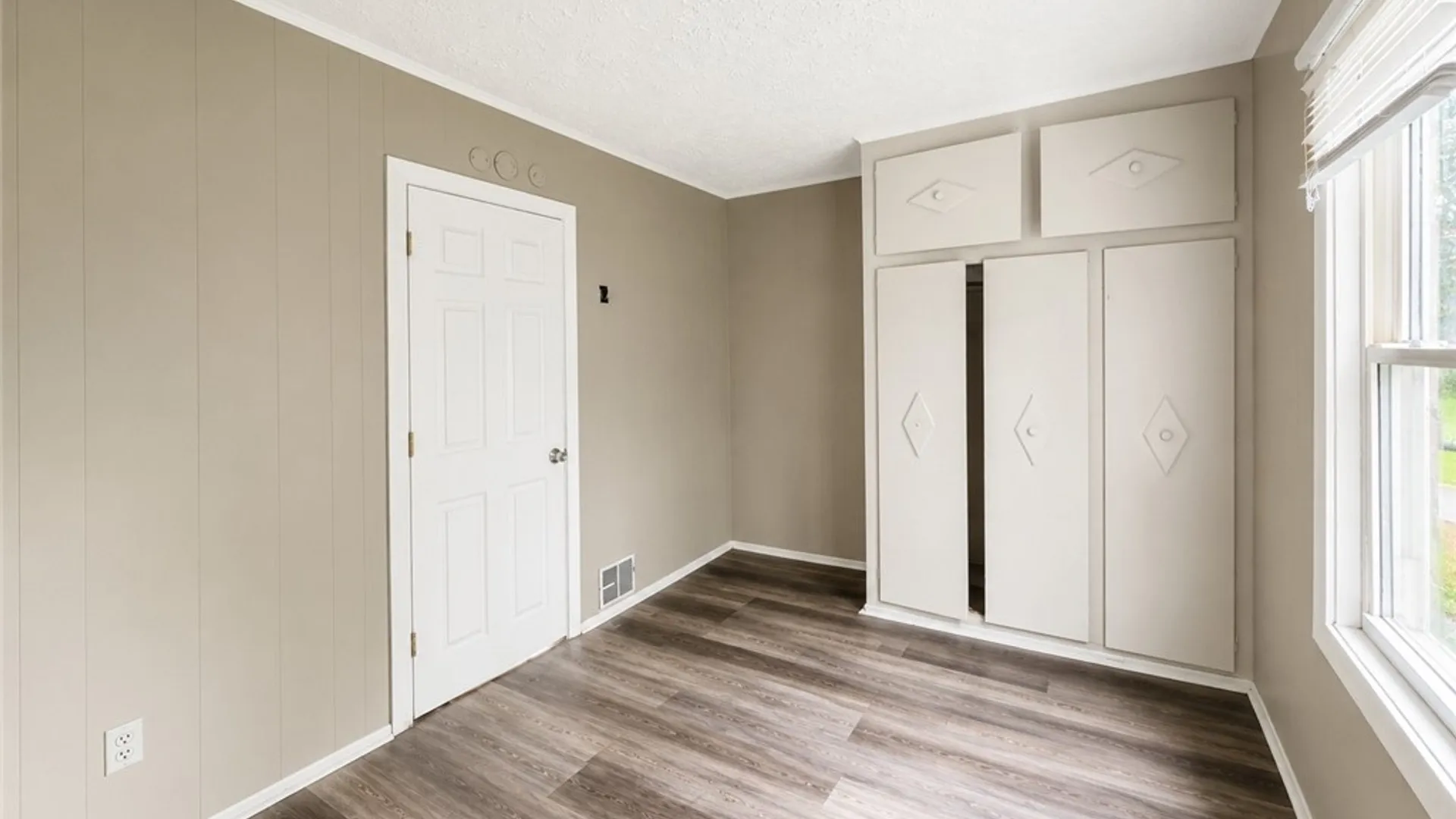 Property at 64 Murray Street, Rochester, NY 14606 16