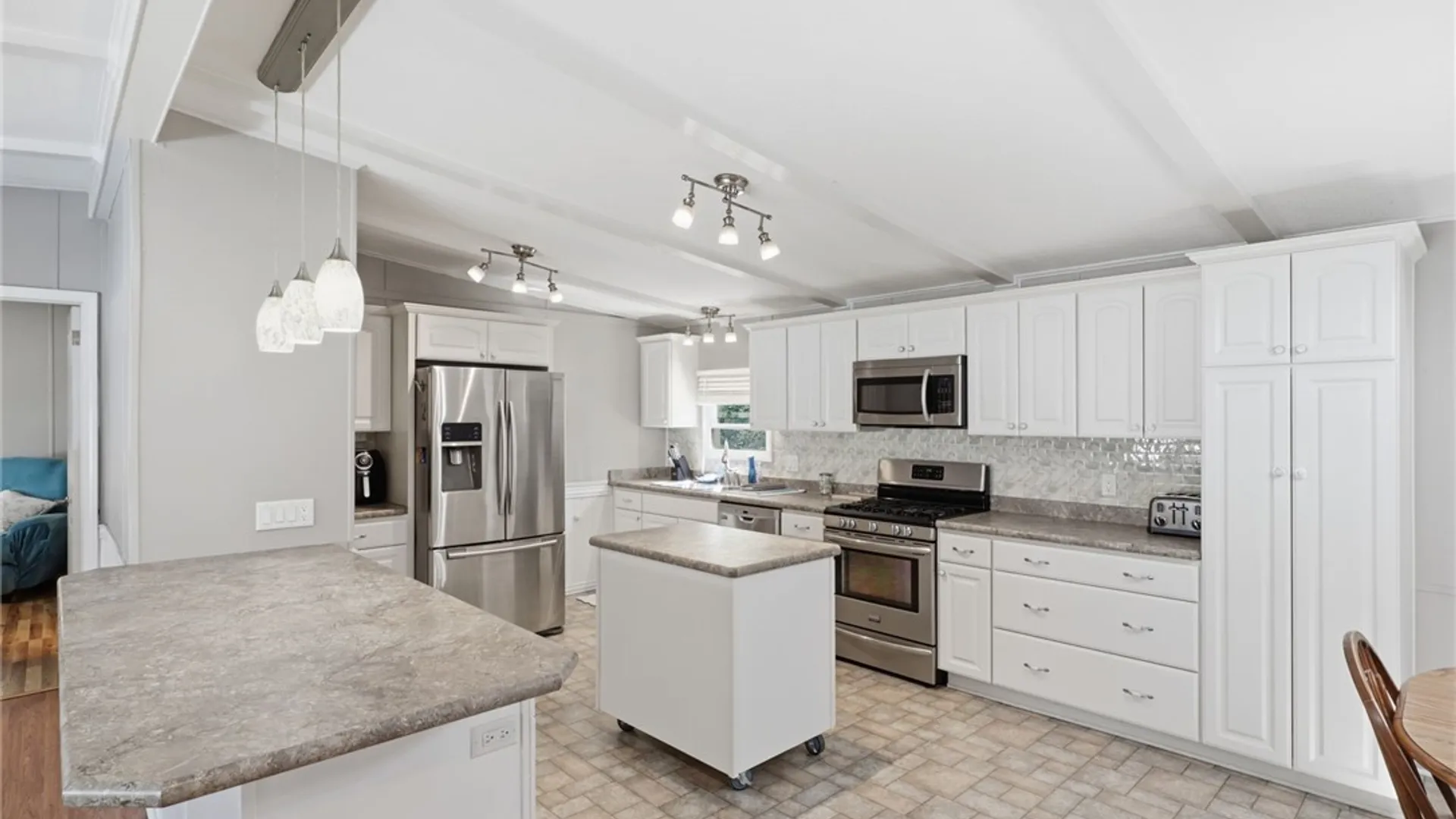 Property at 6349 Murphy Drive, Victor, NY 14564 7
