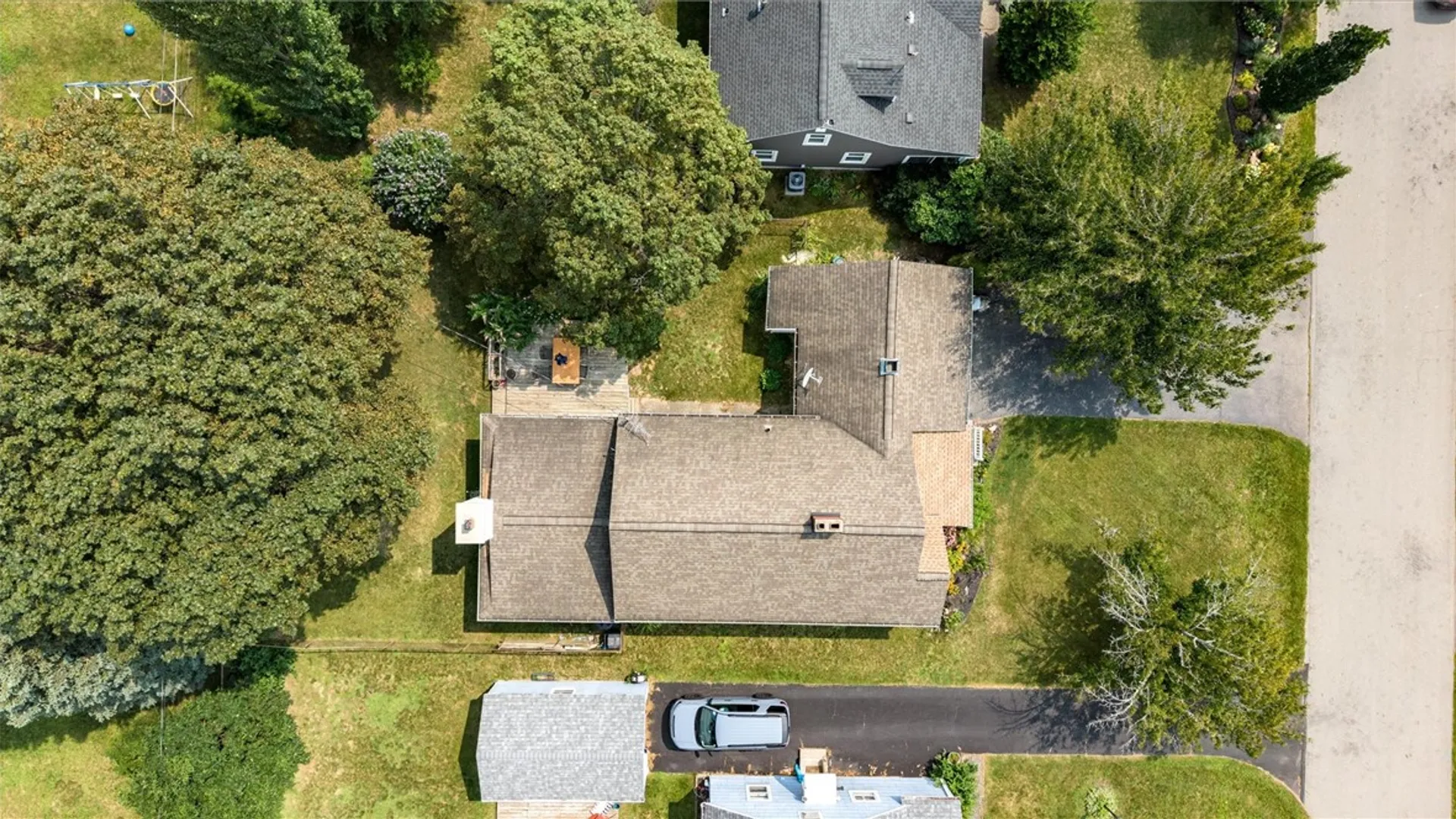 Property at 304 Garford Road, Irondequoit, NY 14622 3