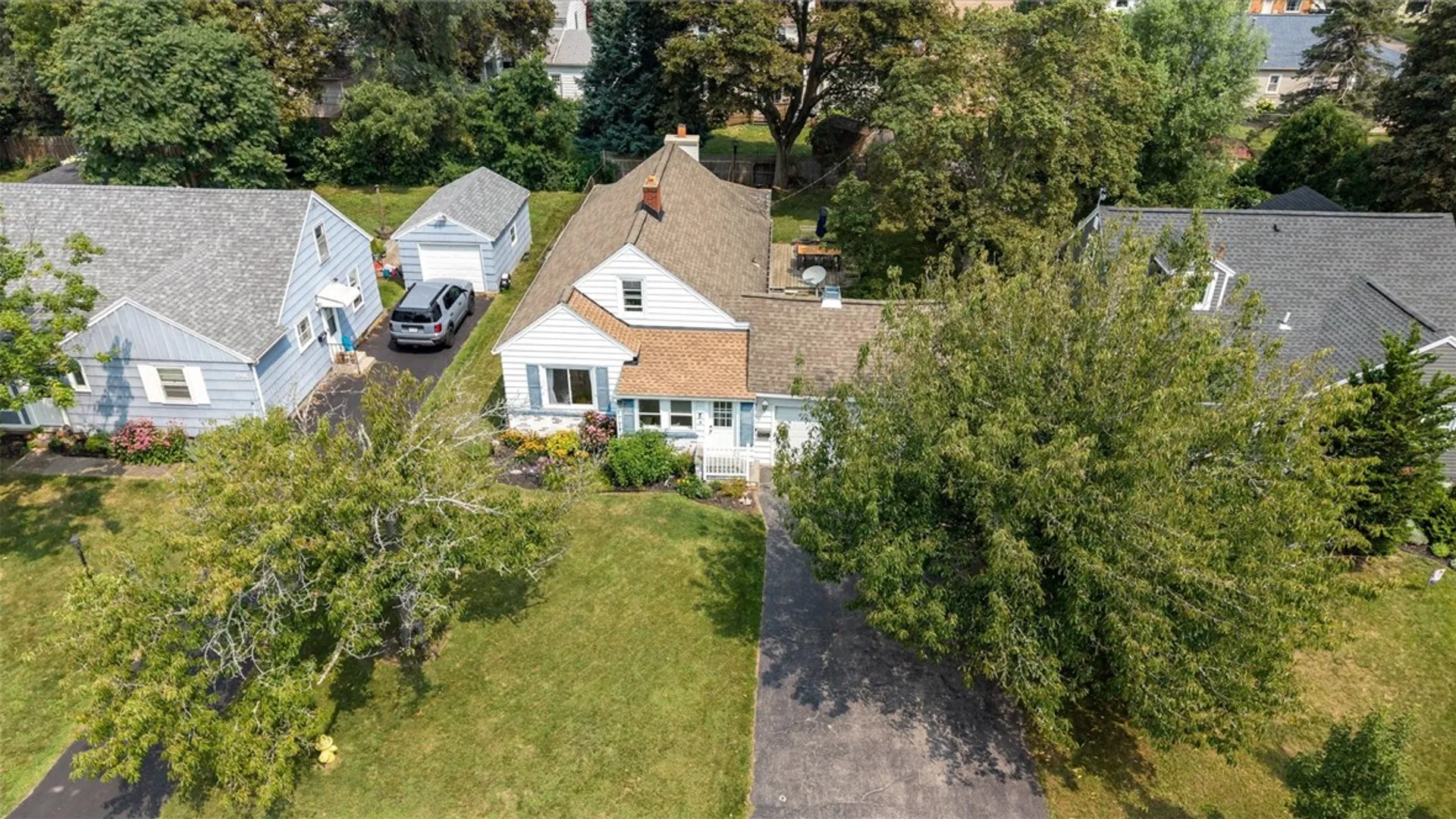 Property at 304 Garford Road, Irondequoit, NY 14622 5