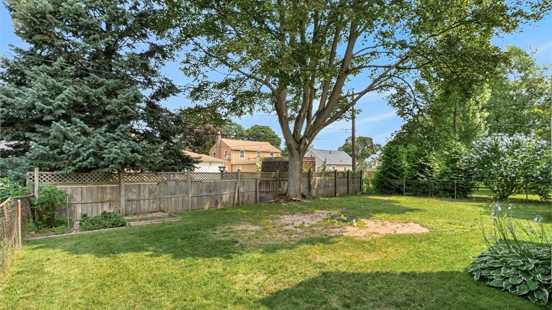 Property at 304 Garford Road, Irondequoit, NY 14622 38