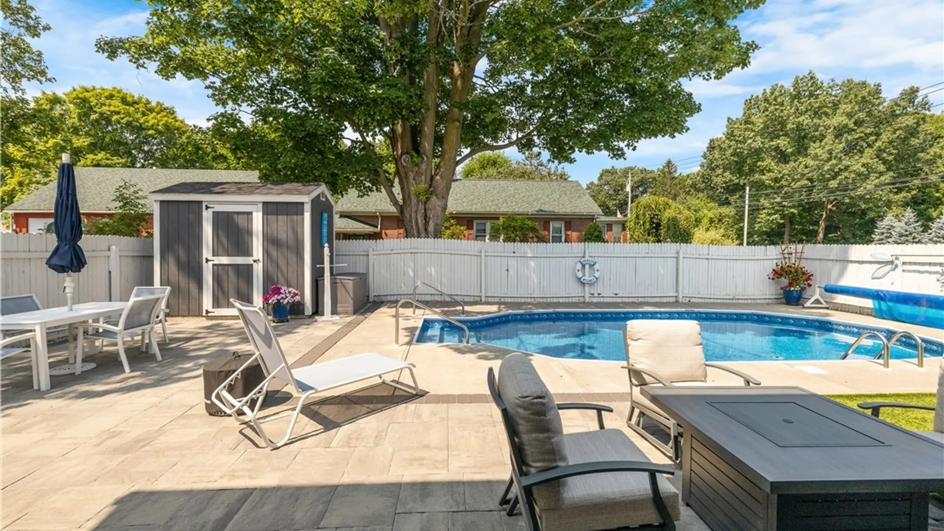 Property at 7601 Audrey Drive, Clay, NY 13212 4