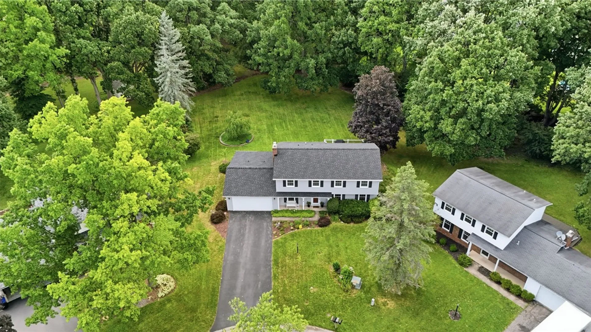 Property at 36 Autumn Oak Circle, Penfield, NY 14526 43