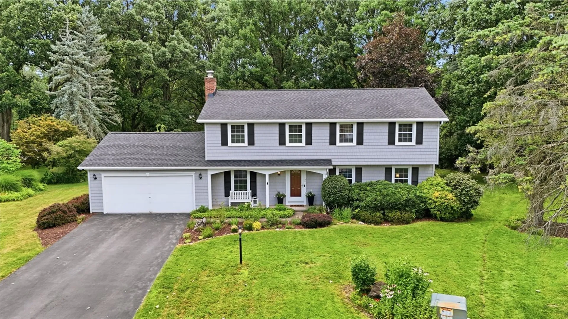 Property at 36 Autumn Oak Circle, Penfield, NY 14526 41