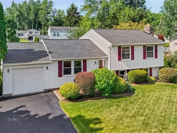 Property at 212 Overland Trail, Henrietta, NY 14586