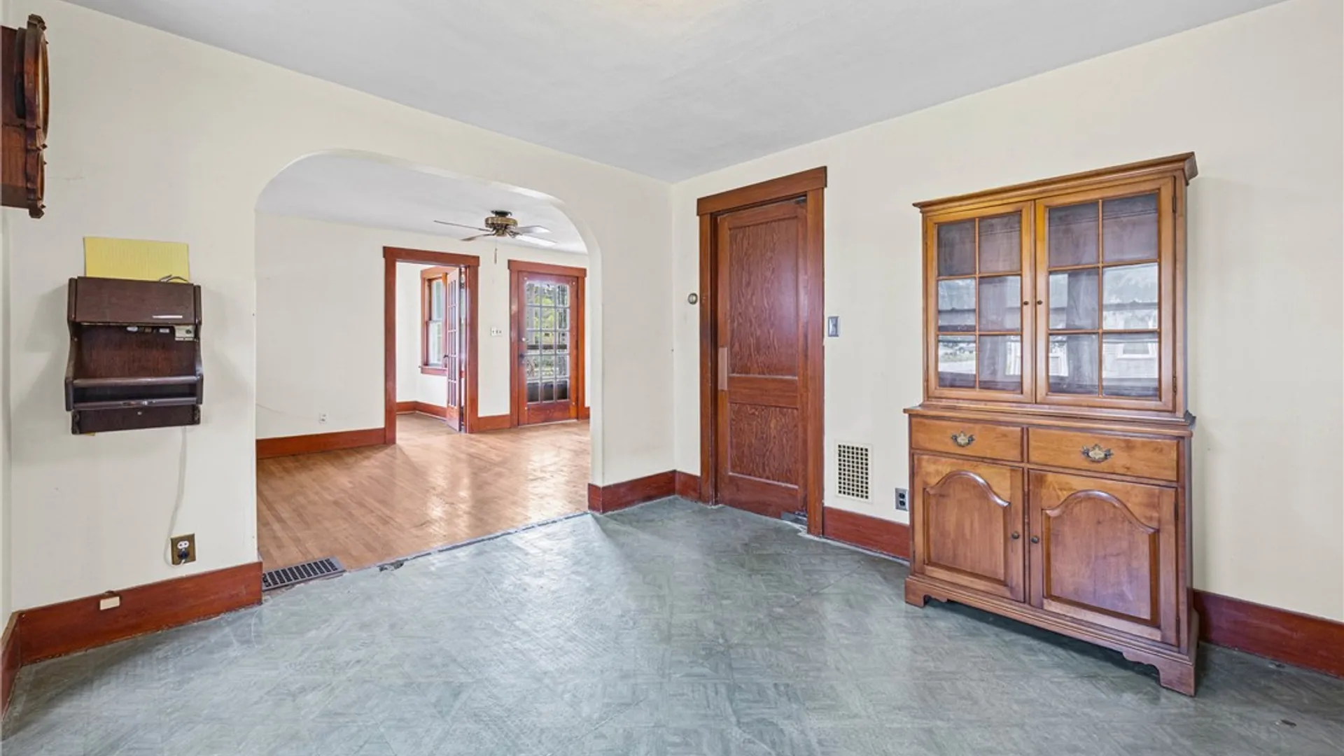 Property at 9 Topper Drive, Irondequoit, NY 14622 16