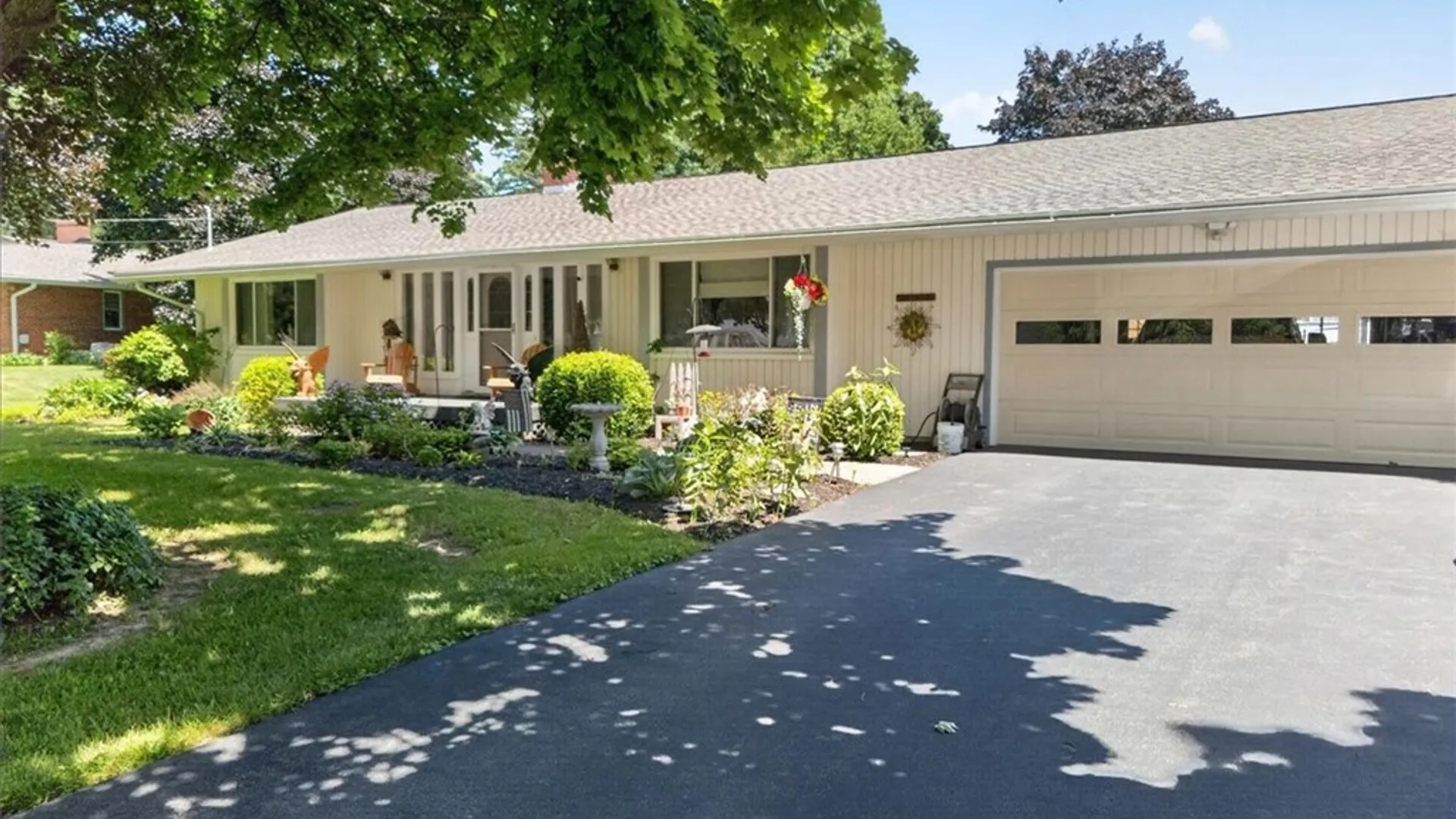 Property at 6180 Willow Drive, Williamson, NY 14589 3