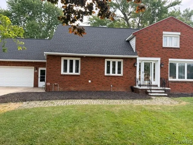 Property at 100 Northwood Avenue, West Seneca, NY 14224