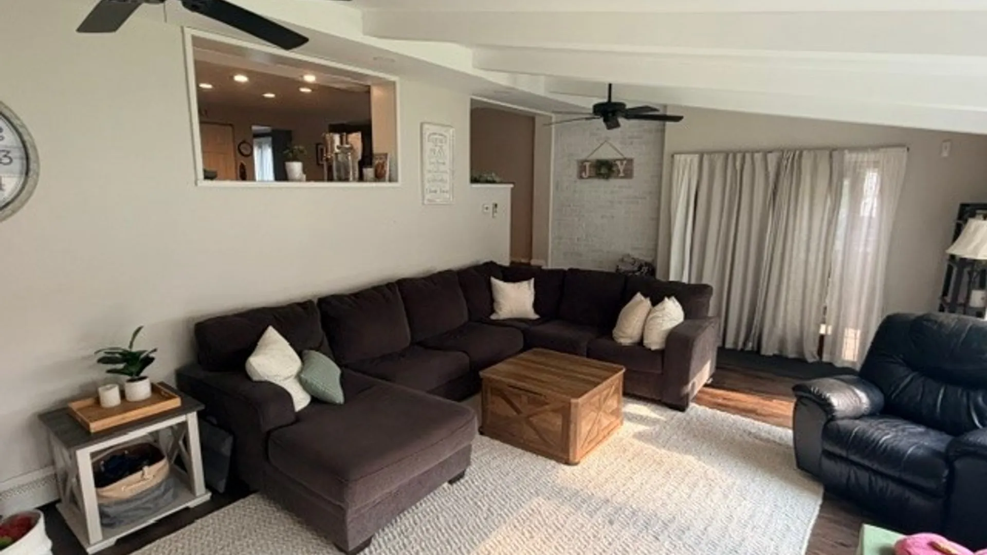 Property at 100 Northwood Avenue, West Seneca, NY 14224 4