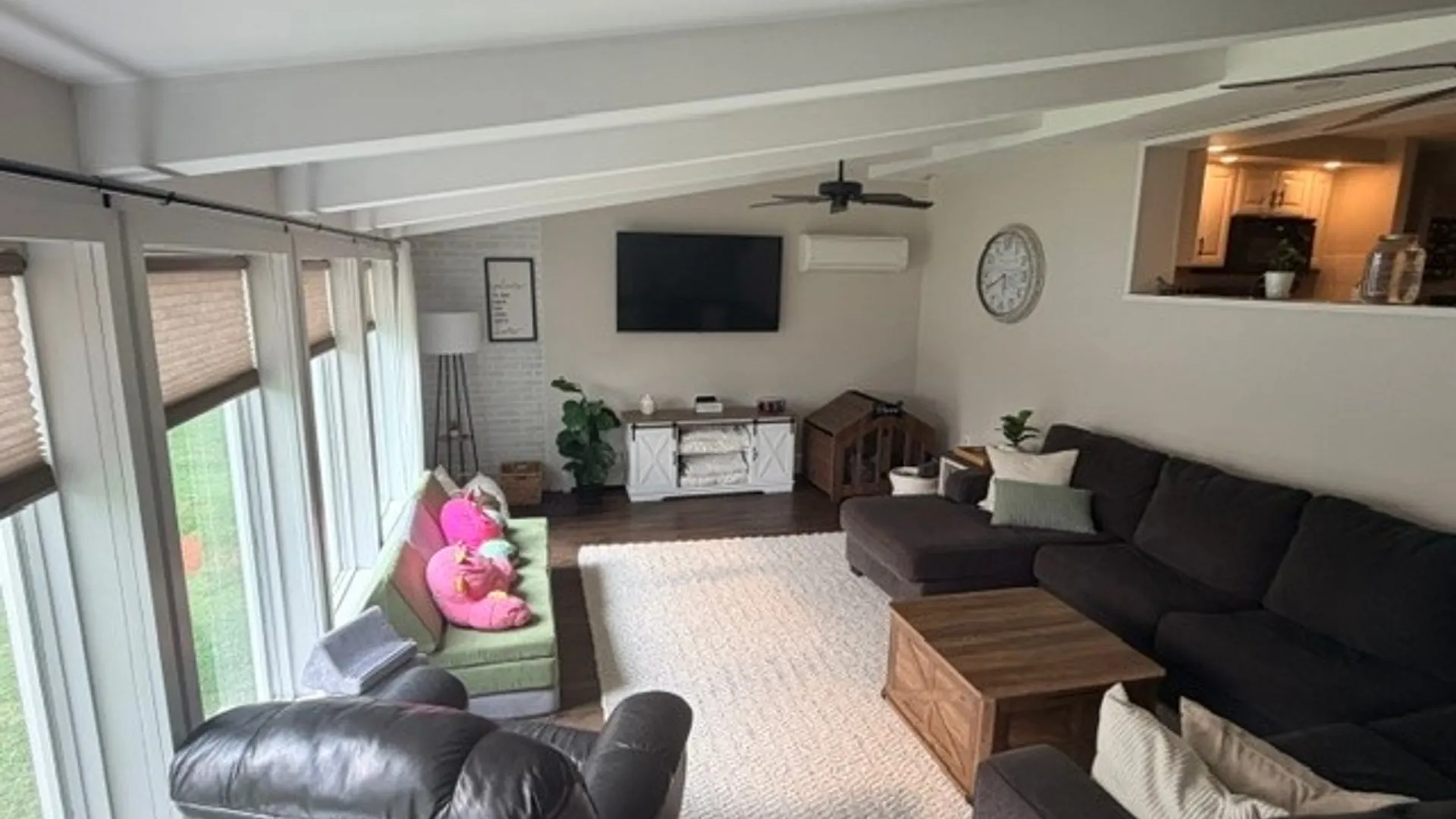 Property at 100 Northwood Avenue, West Seneca, NY 14224 5