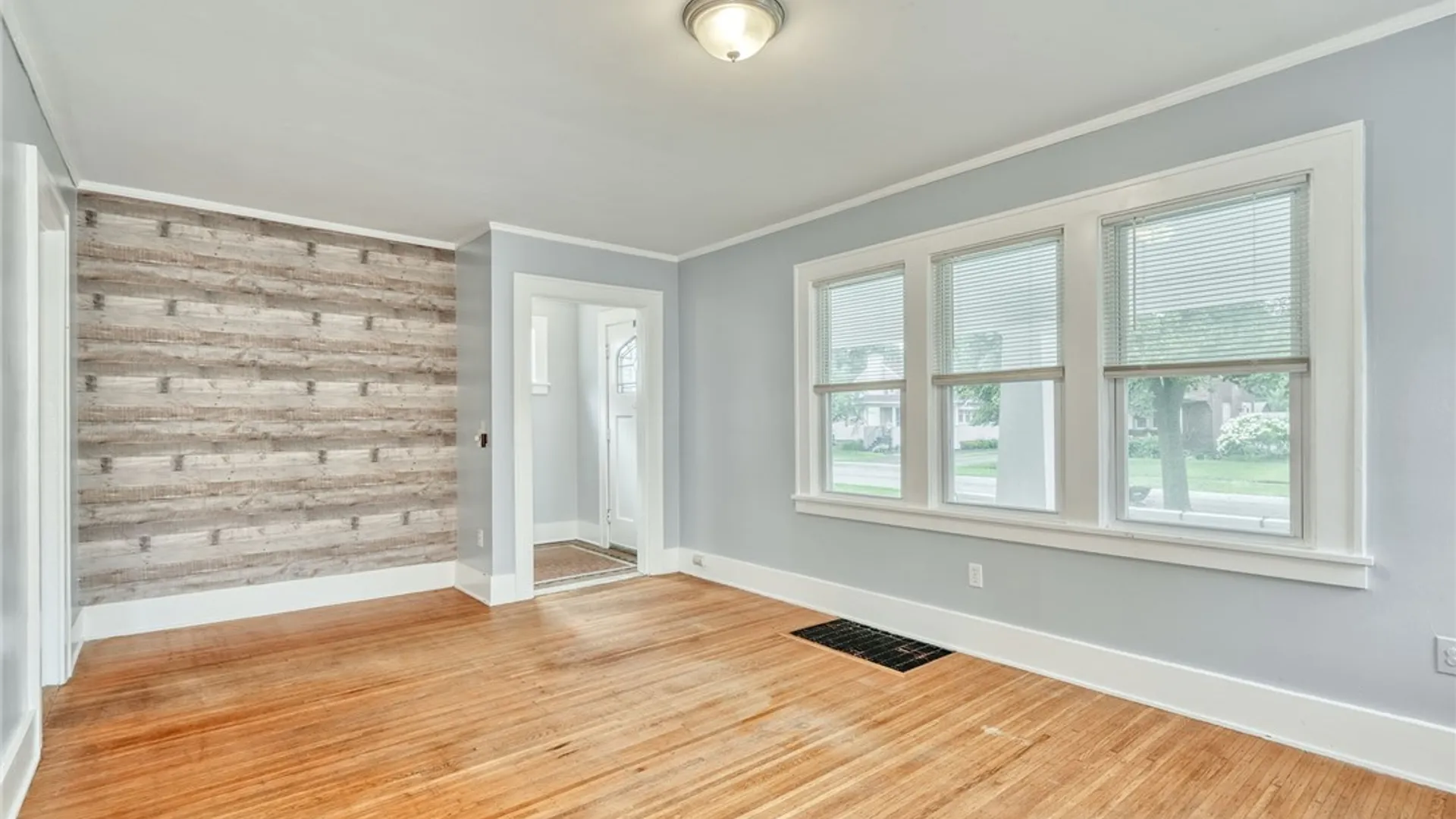 Property at 24 Garford Road, Irondequoit, NY 14622 15