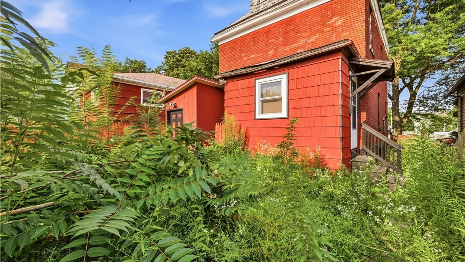 Property at 426 26th Street, Niagara Falls, NY 14303 5
