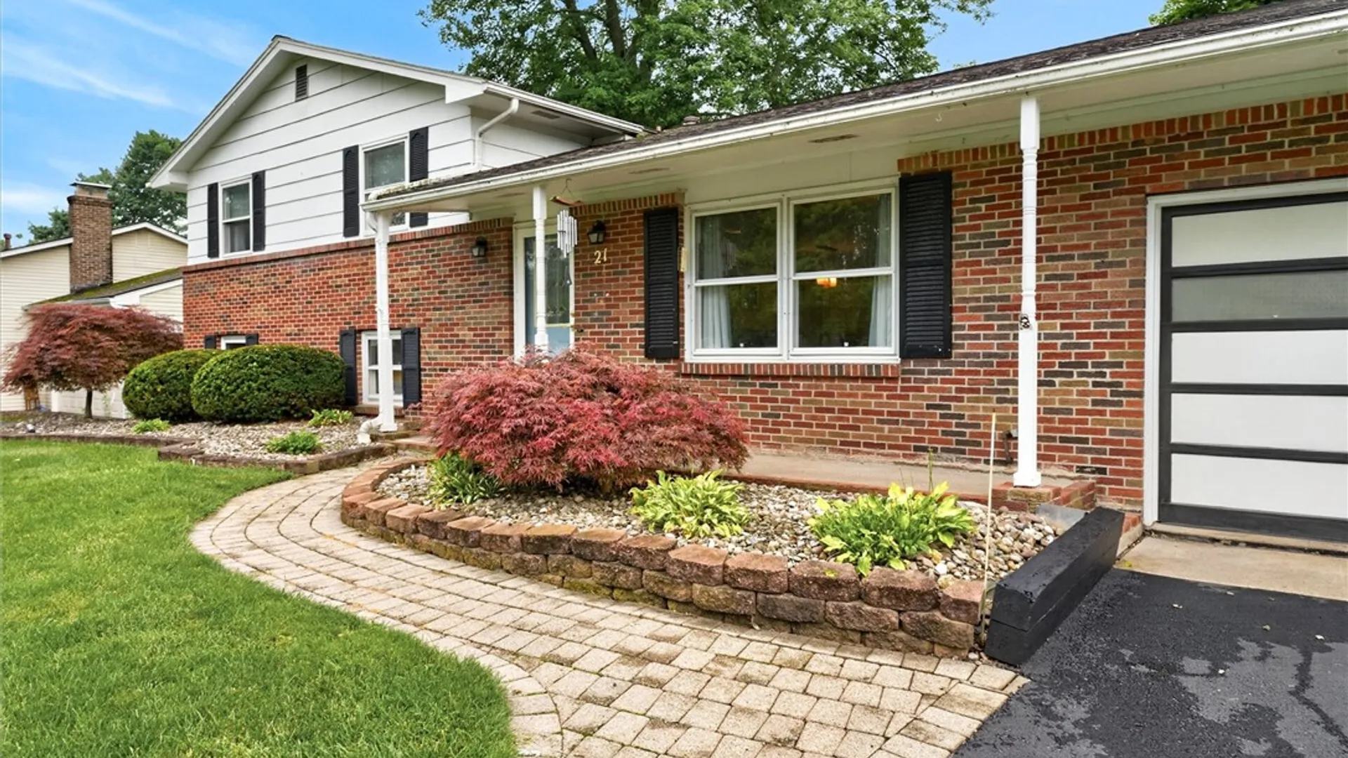 Property at 21 W Canon Drive, Chili, NY 14624 4