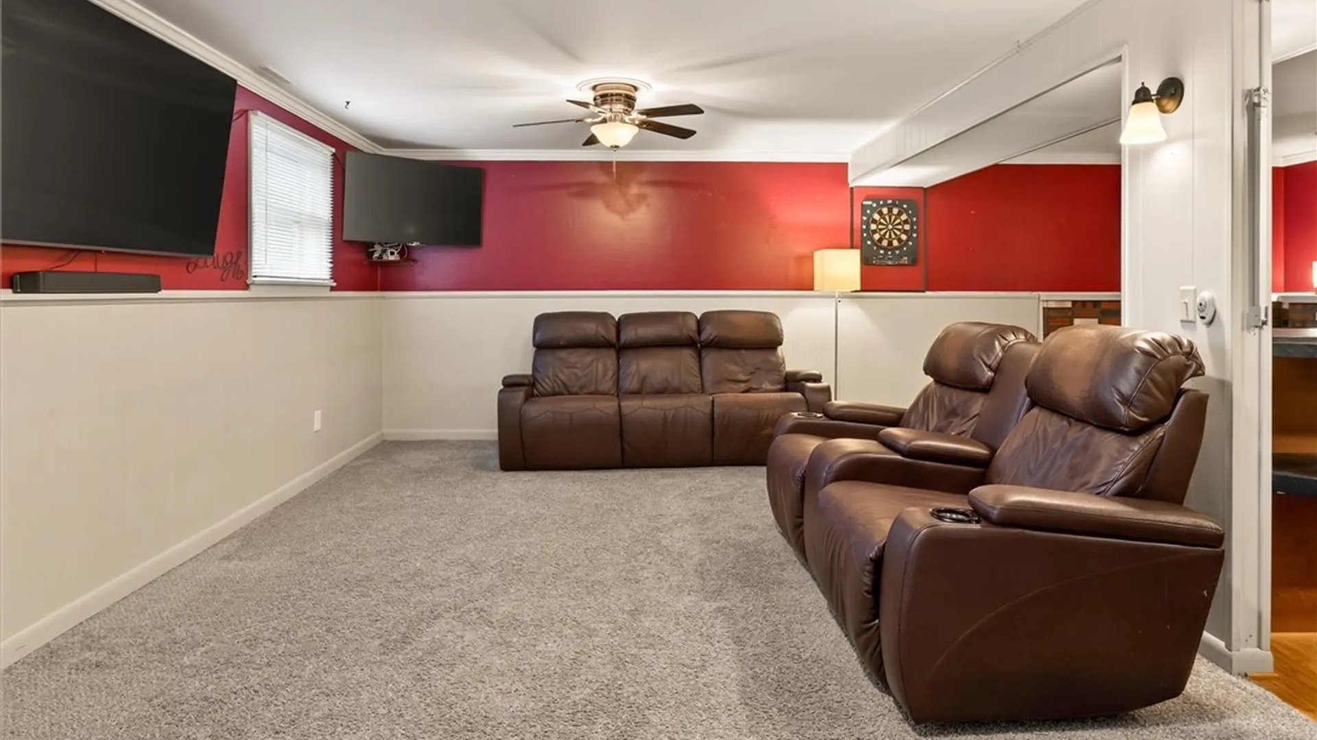 Property at 21 W Canon Drive, Chili, NY 14624 25