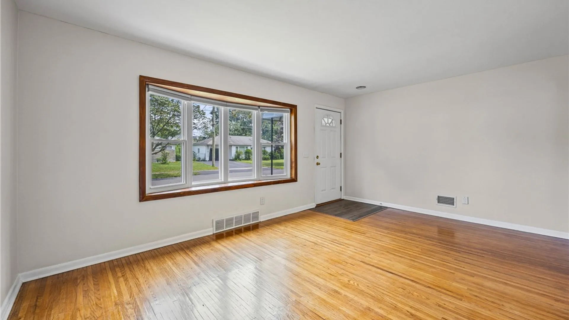 Property at 117 Willow Avenue, Irondequoit, NY 14609 5