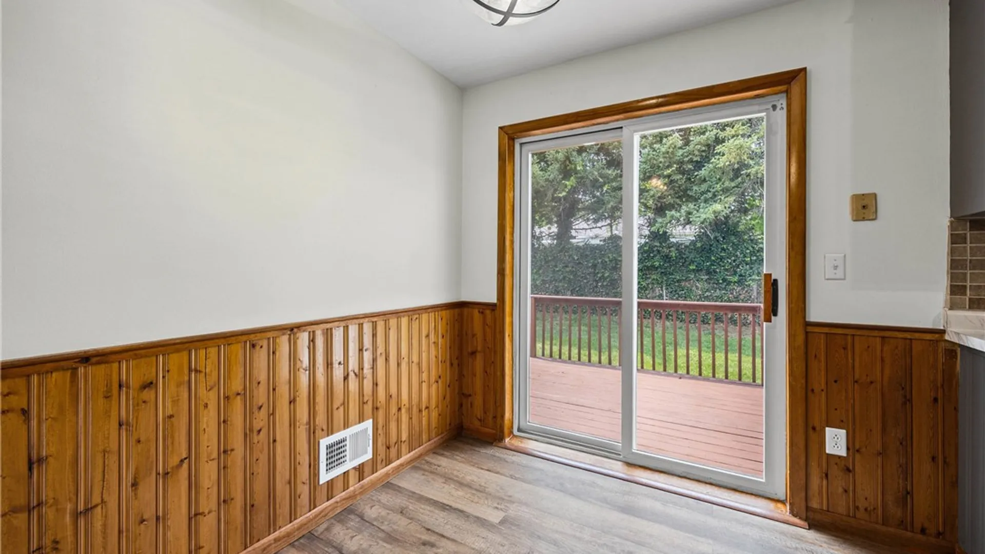 Property at 117 Willow Avenue, Irondequoit, NY 14609 8