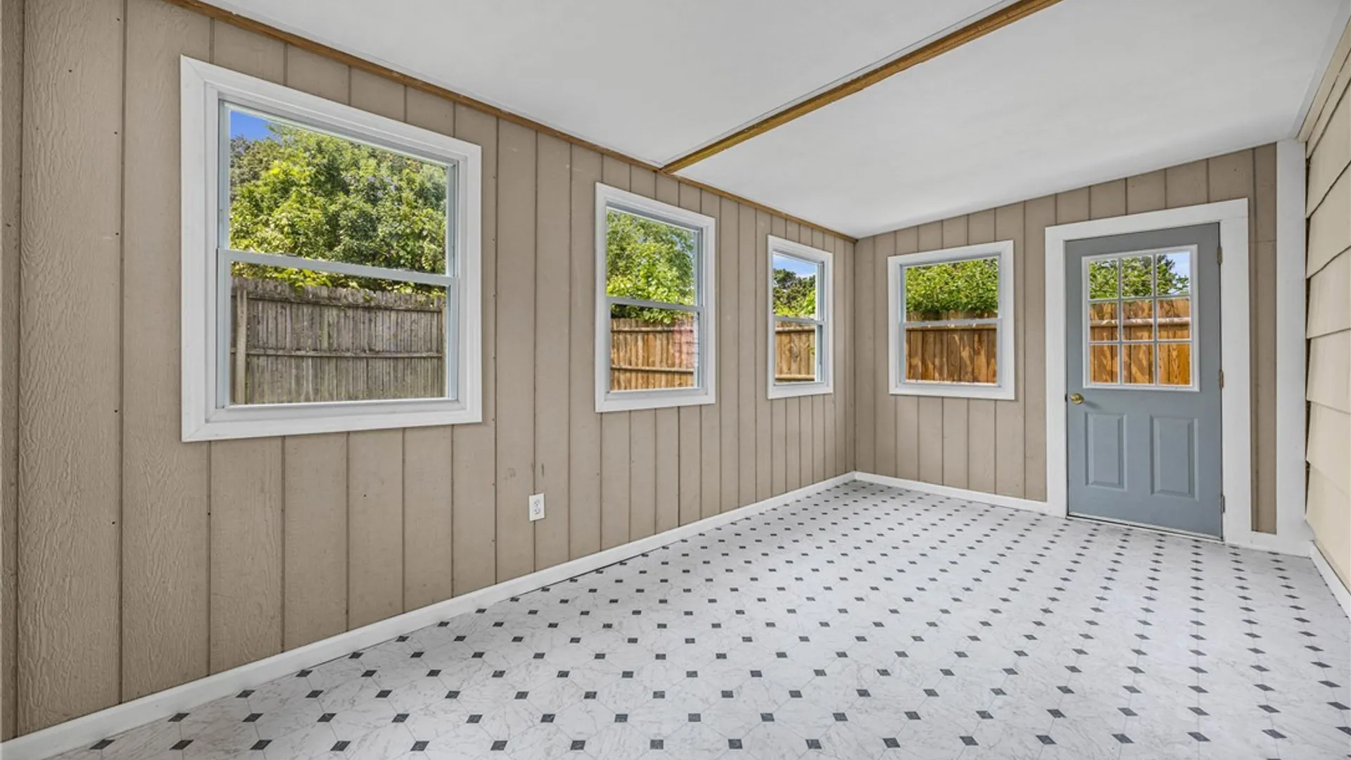 Property at 117 Willow Avenue, Irondequoit, NY 14609 17