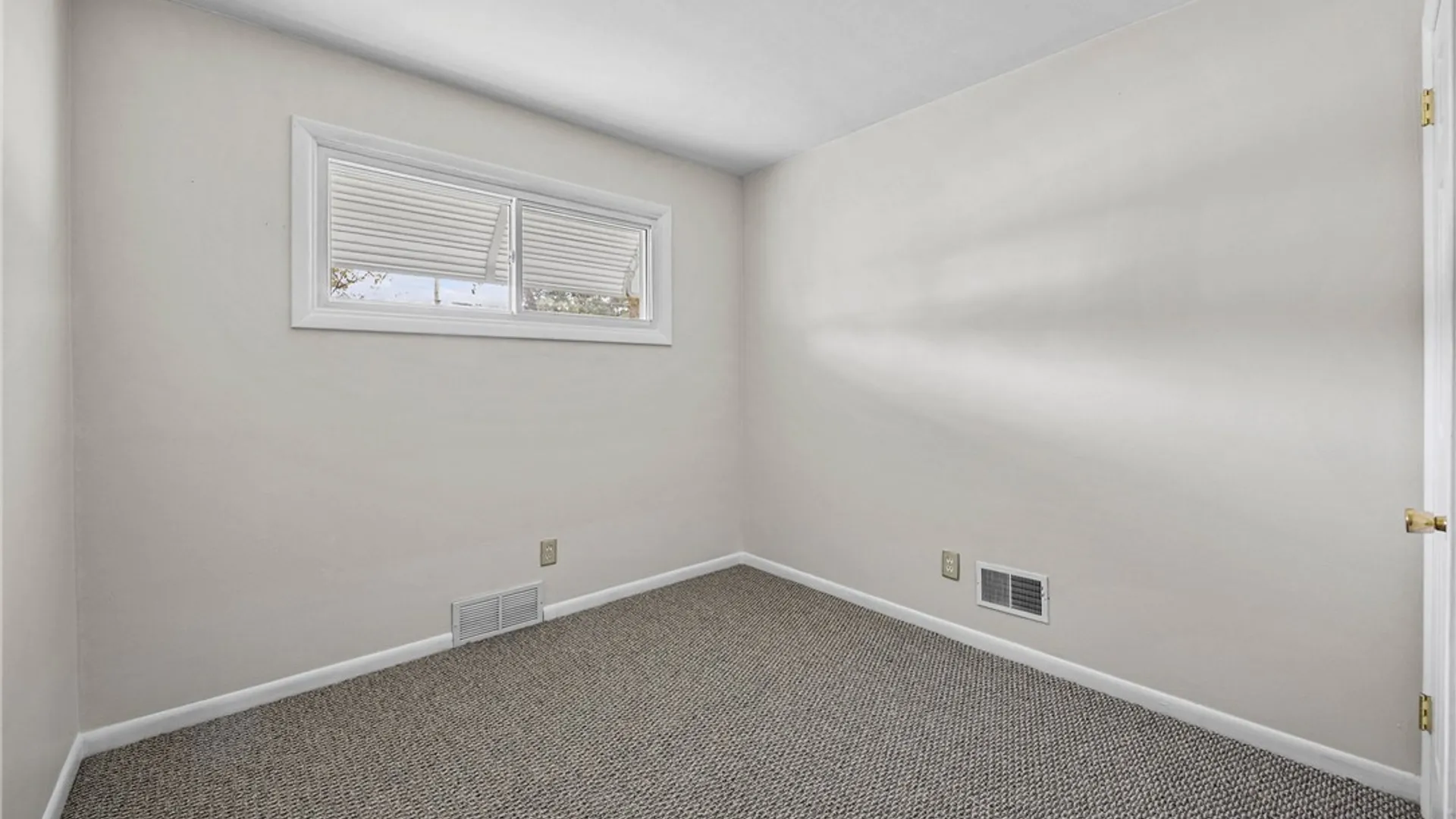 Property at 117 Willow Avenue, Irondequoit, NY 14609 22