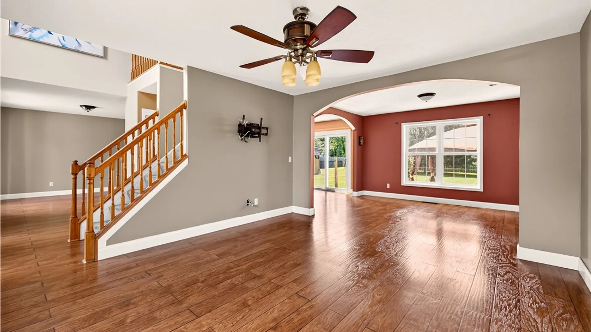 Property at 803 Red Fox Cir, Walworth, NY 14519 24