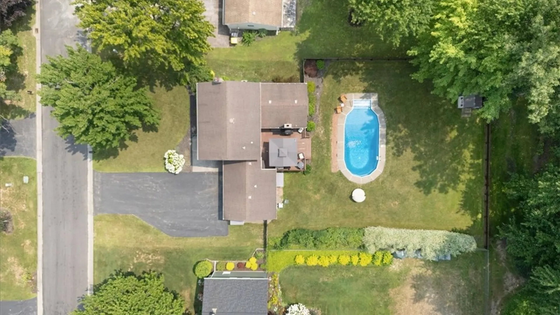 Property at 939 Joylene Drive, Webster, NY 14580 13