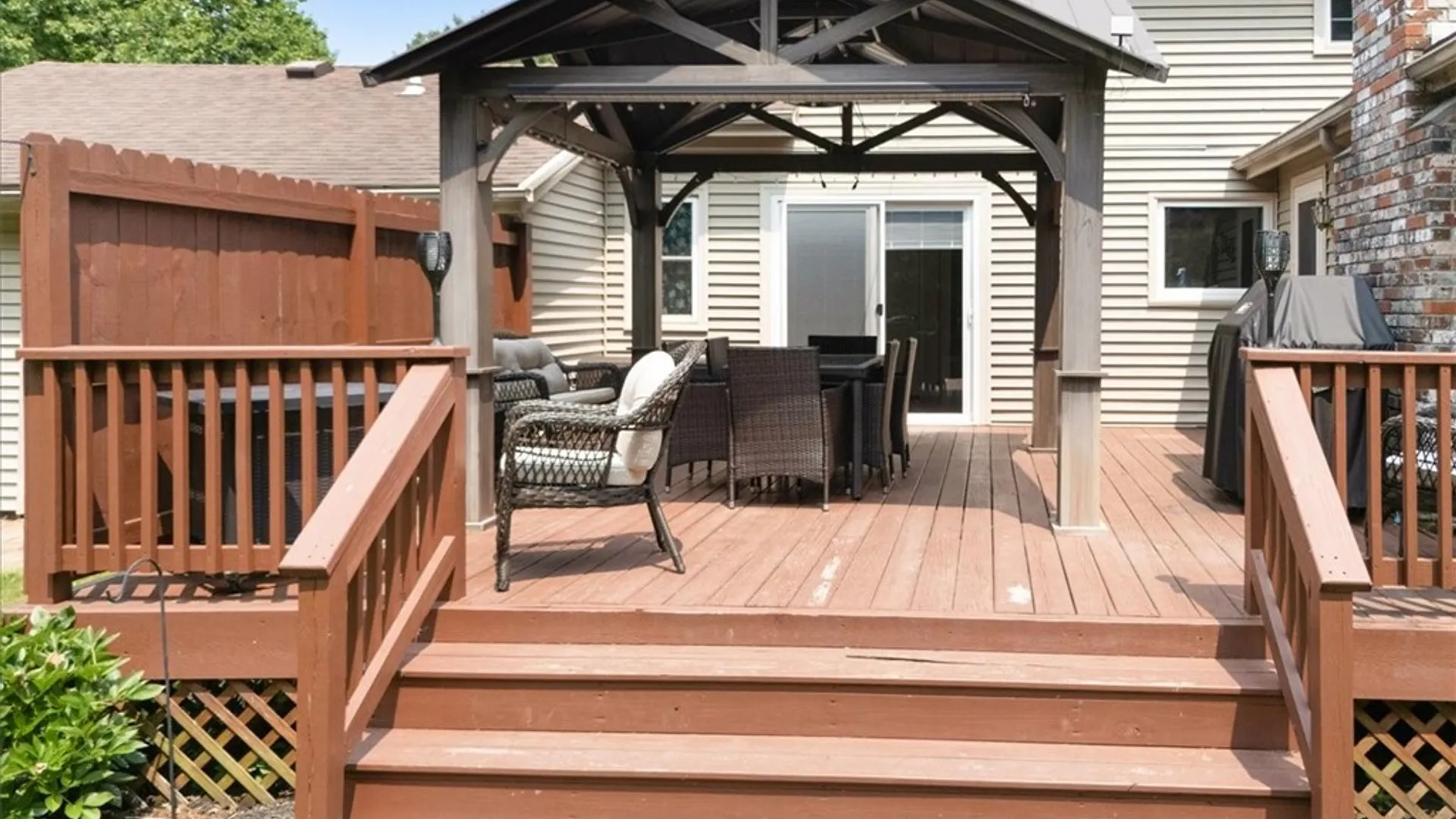 Property at 939 Joylene Drive, Webster, NY 14580 25