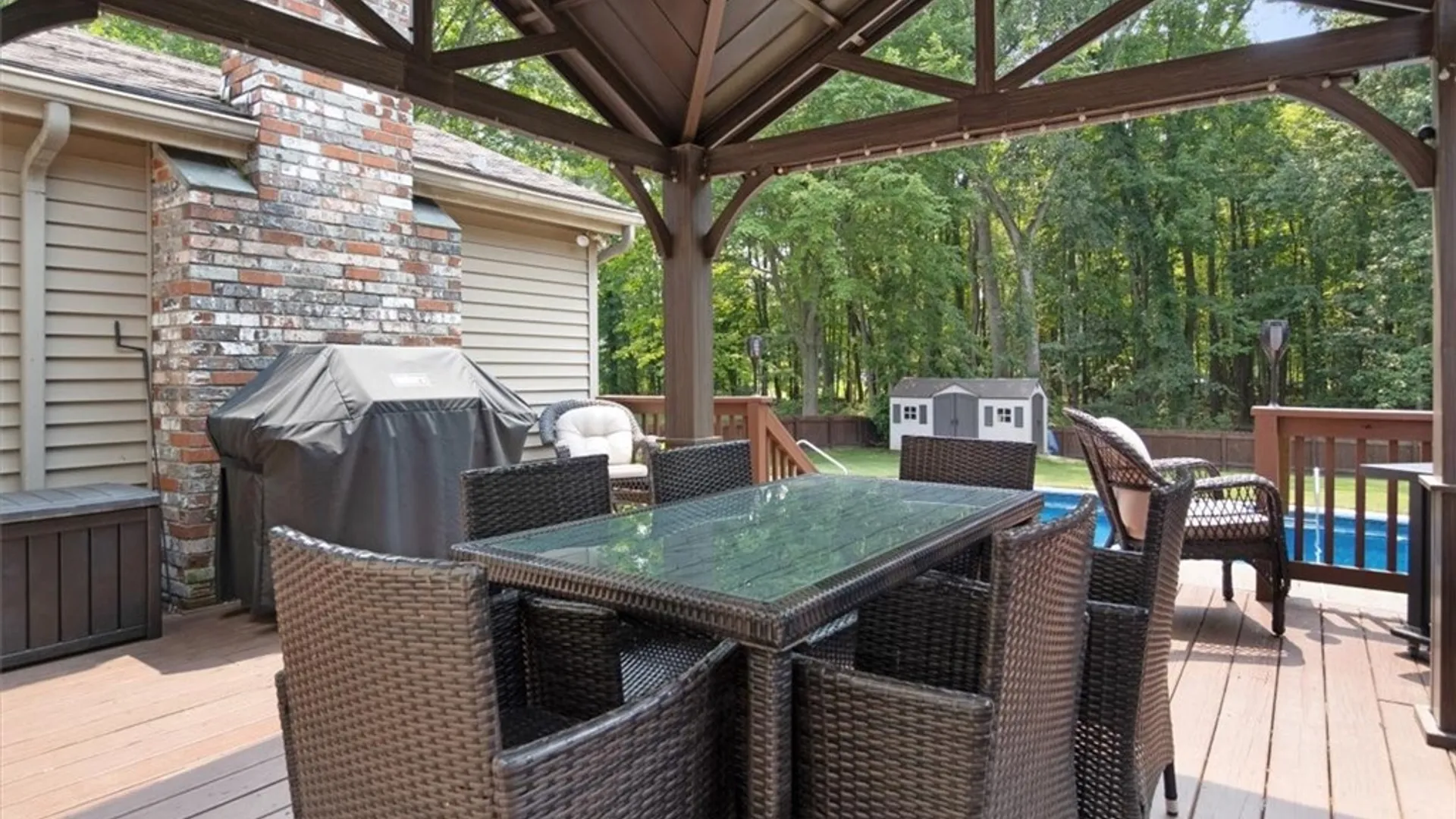 Property at 939 Joylene Drive, Webster, NY 14580 26
