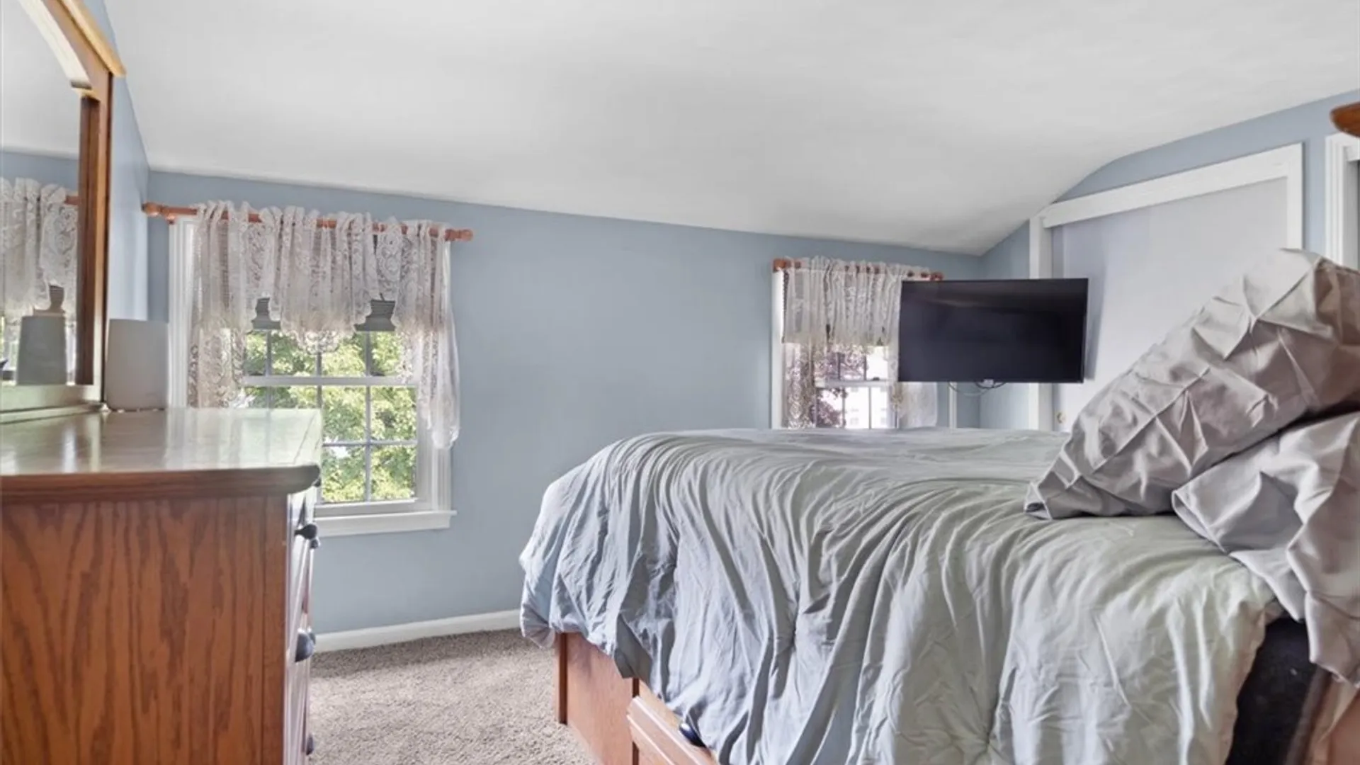 Property at 939 Joylene Drive, Webster, NY 14580 34