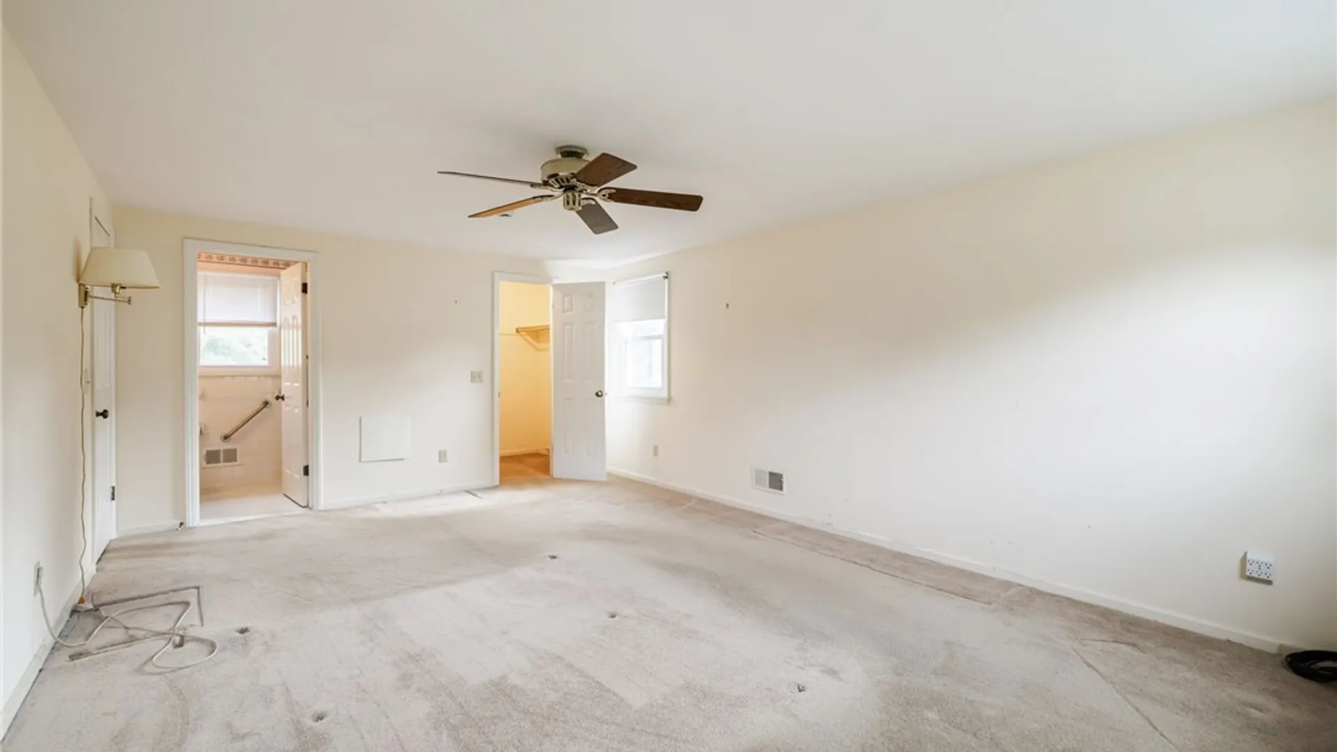 Property at 77 S Ridge Trl, Perinton, NY 14450 28