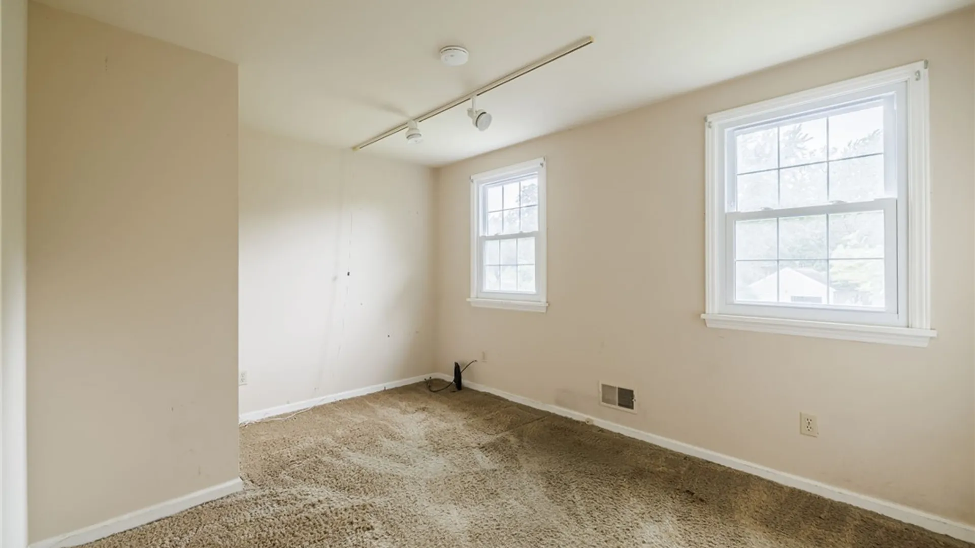 Property at 77 S Ridge Trl, Perinton, NY 14450 31