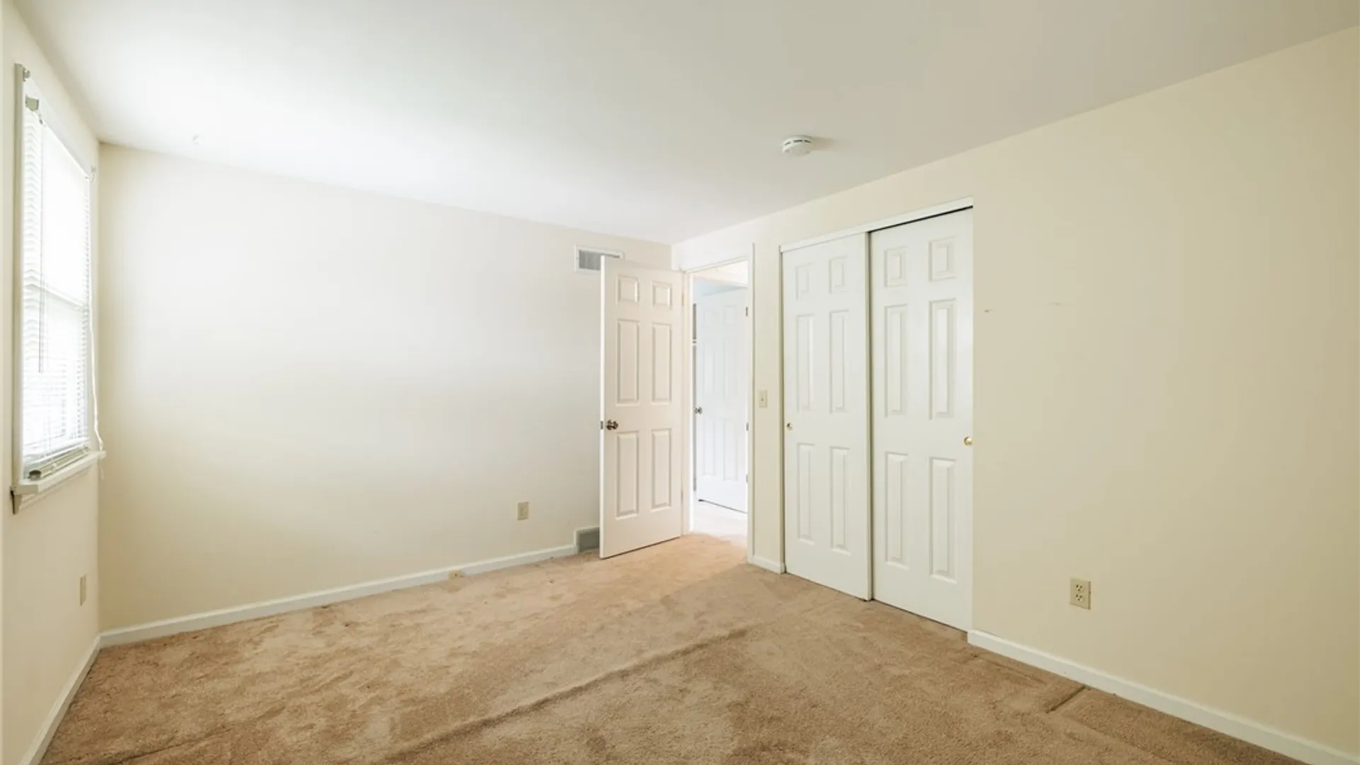 Property at 77 S Ridge Trl, Perinton, NY 14450 34